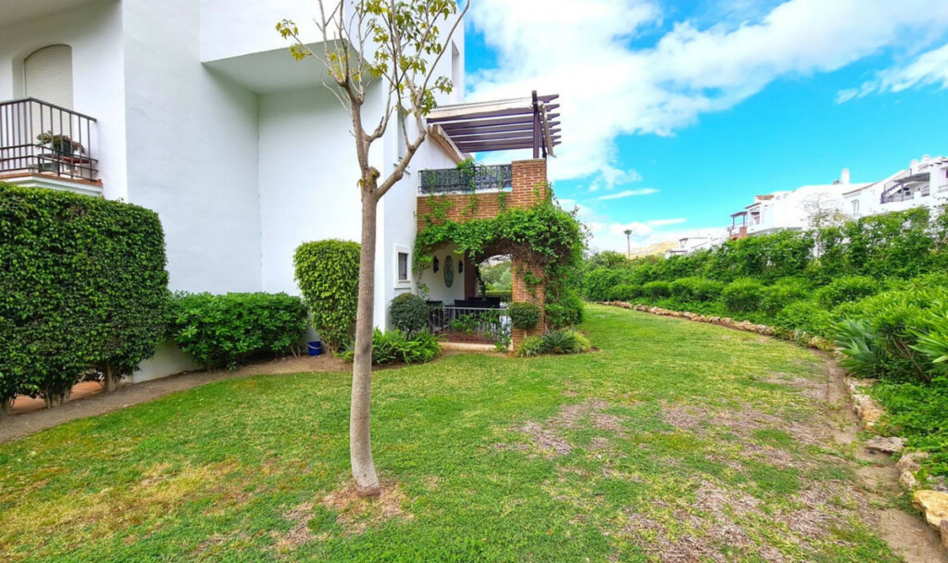 Resale - Apartment -
Benahavís