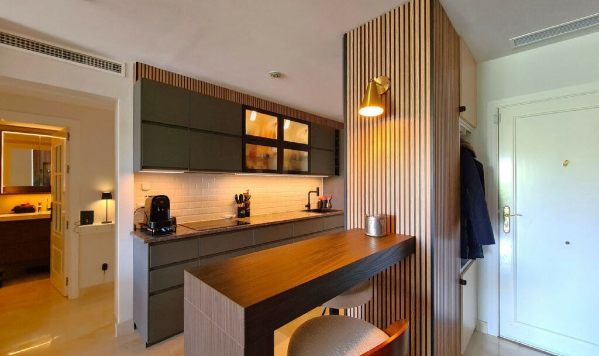 Resale - Apartment -
Benahavís