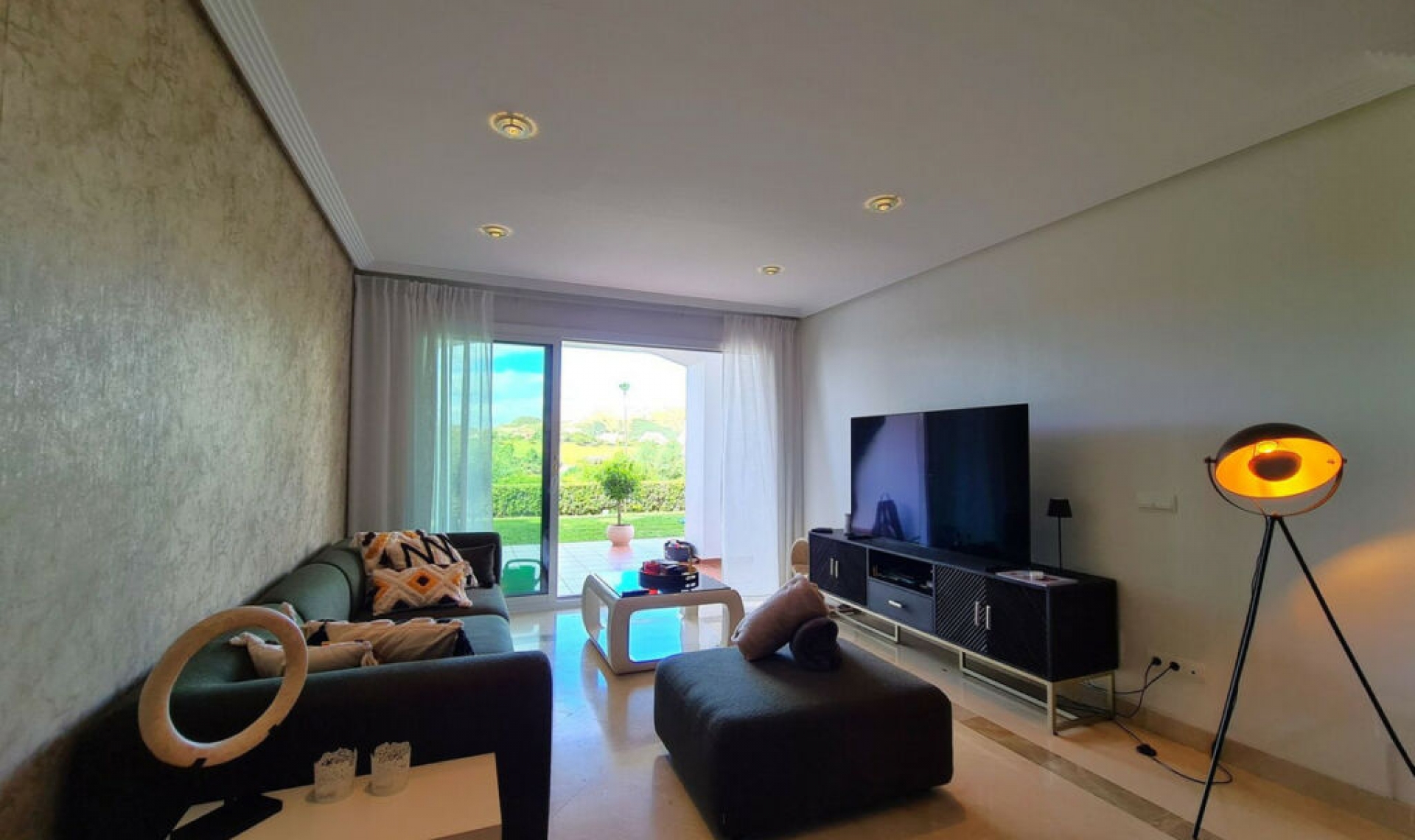 Resale - Apartment -
Benahavís