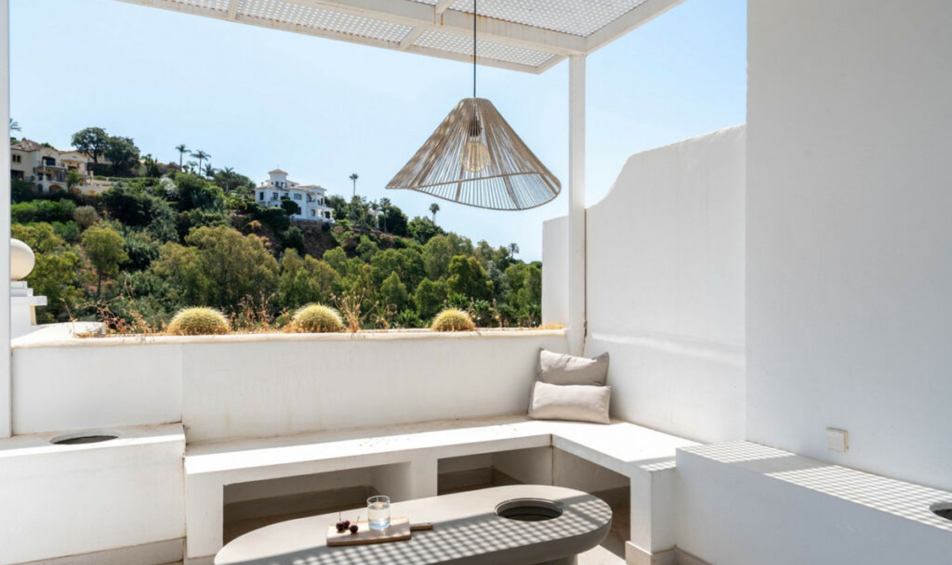 Resale - Apartment -
Benahavís