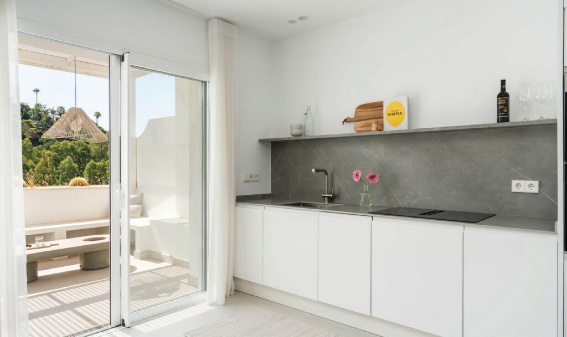 Resale - Apartment -
Benahavís