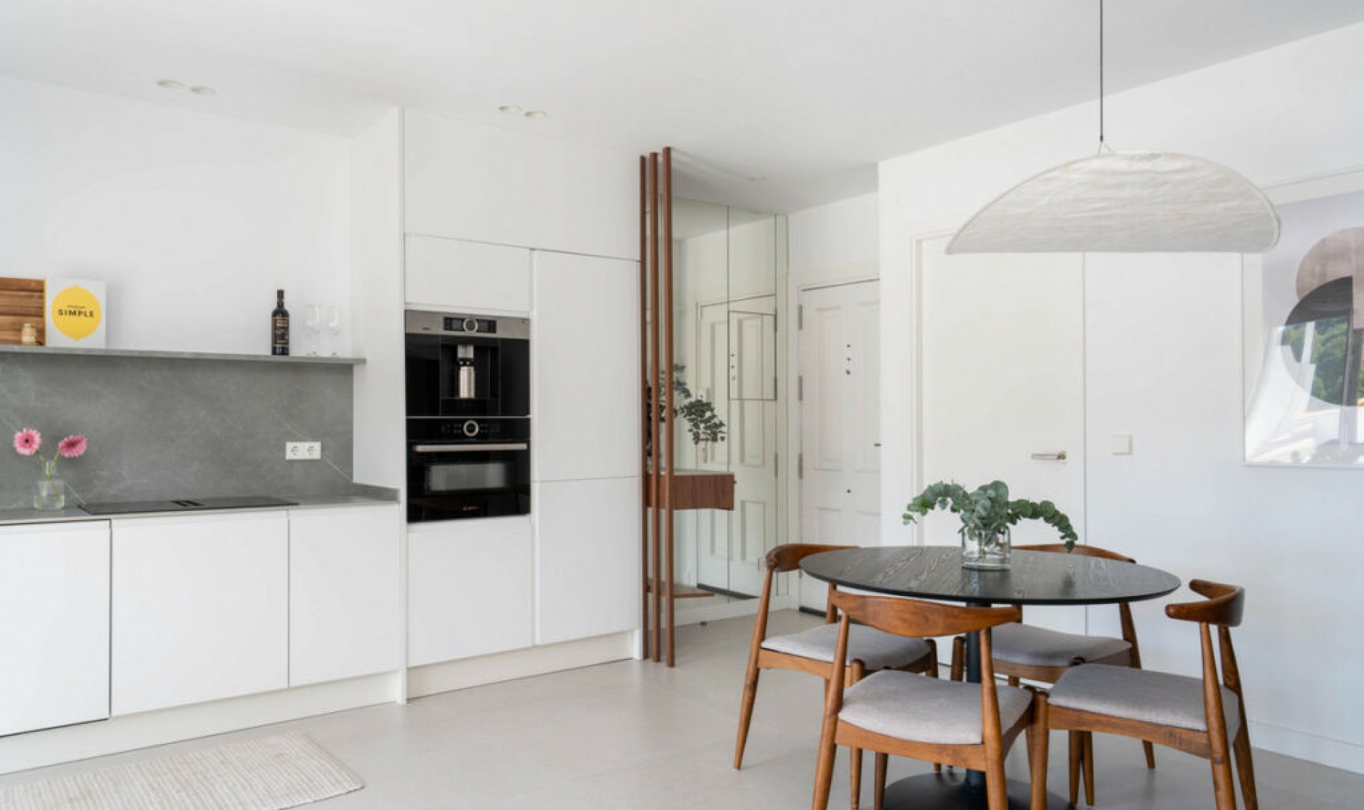 Resale - Apartment -
Benahavís