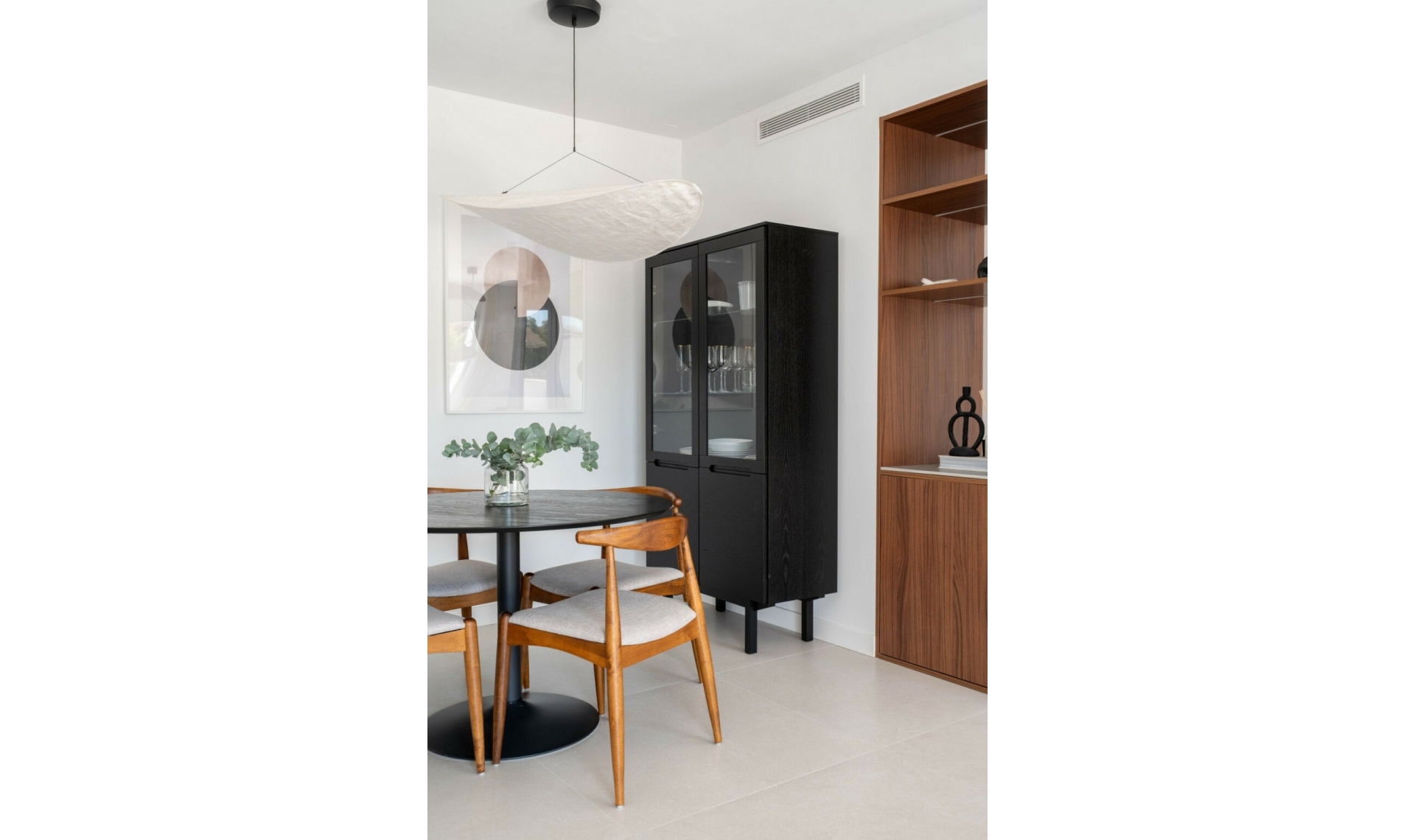 Resale - Apartment -
Benahavís