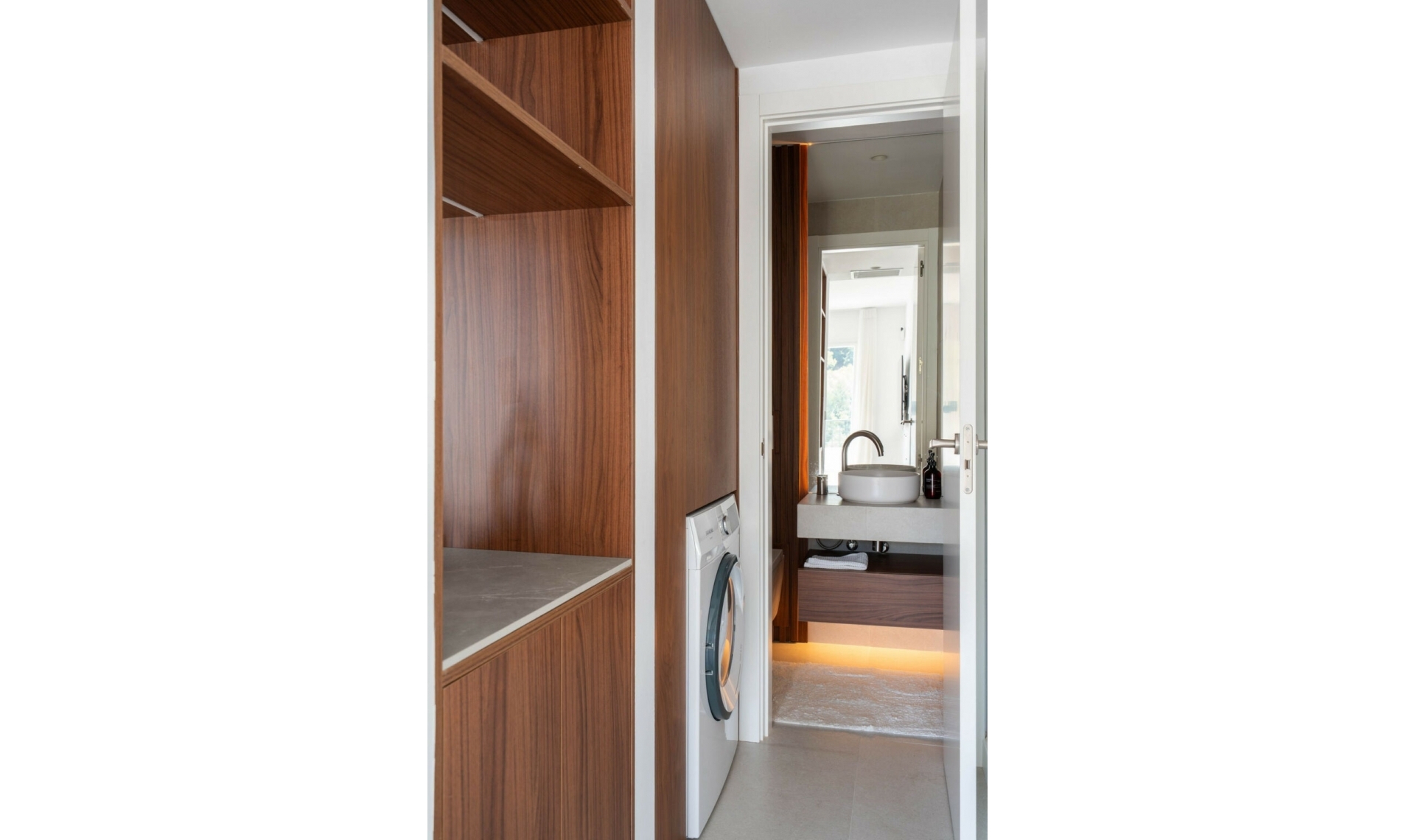 Resale - Apartment -
Benahavís