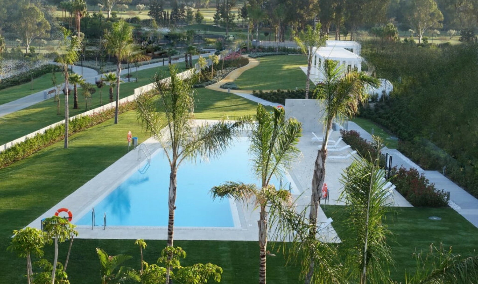 Resale - Apartment -
Benahavís