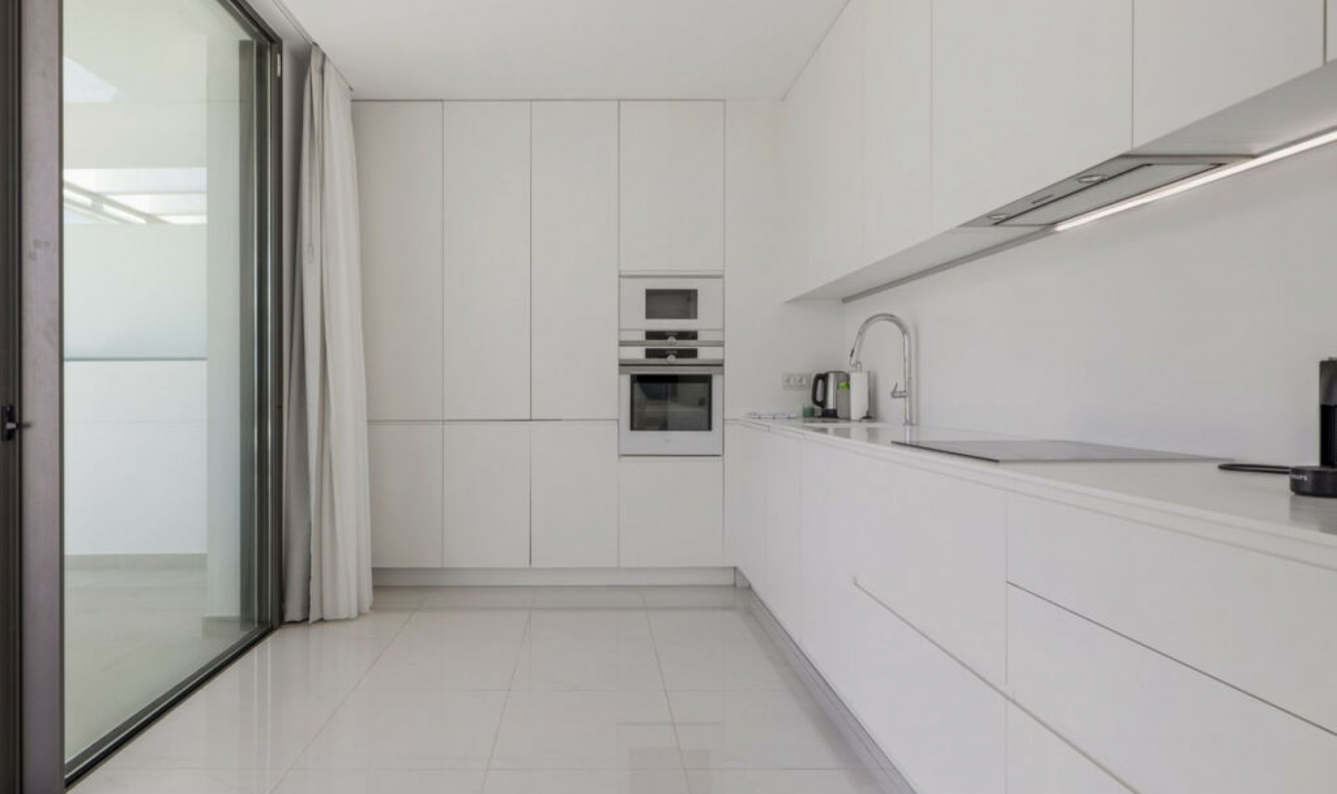 Resale - Apartment -
Benahavís