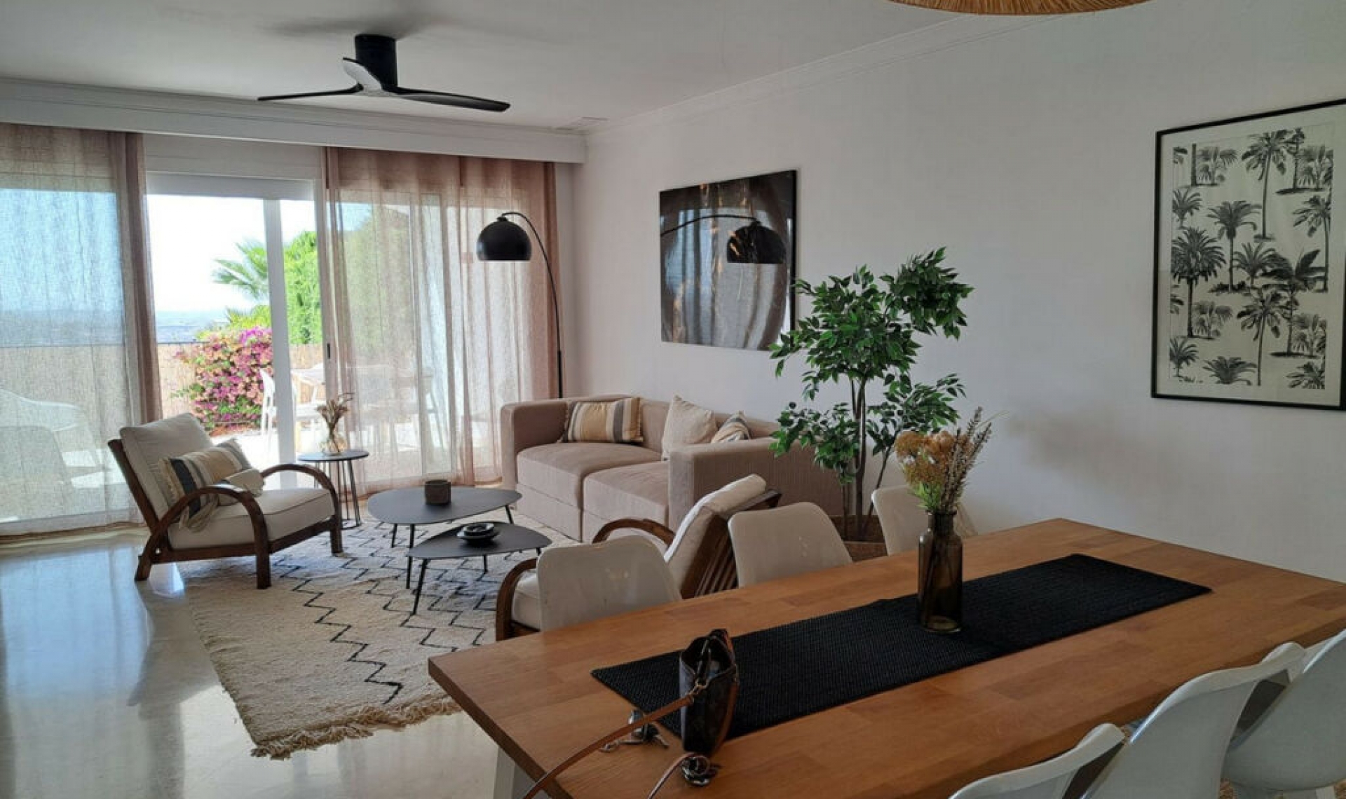 Resale - Apartment -
Benahavís