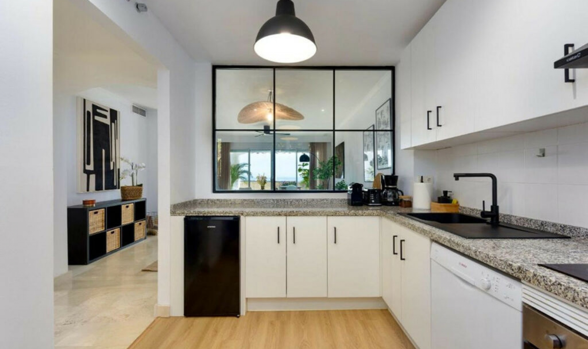 Resale - Apartment -
Benahavís