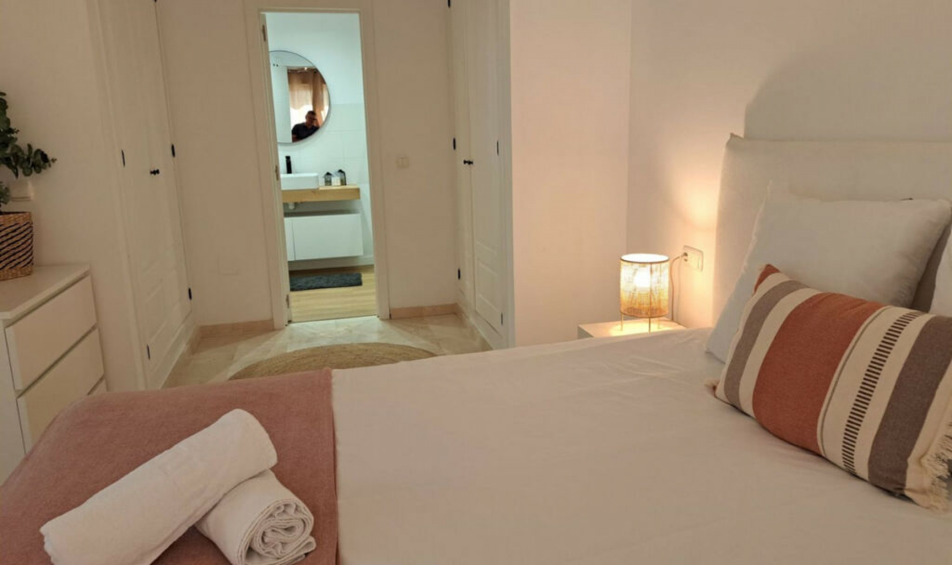 Resale - Apartment -
Benahavís