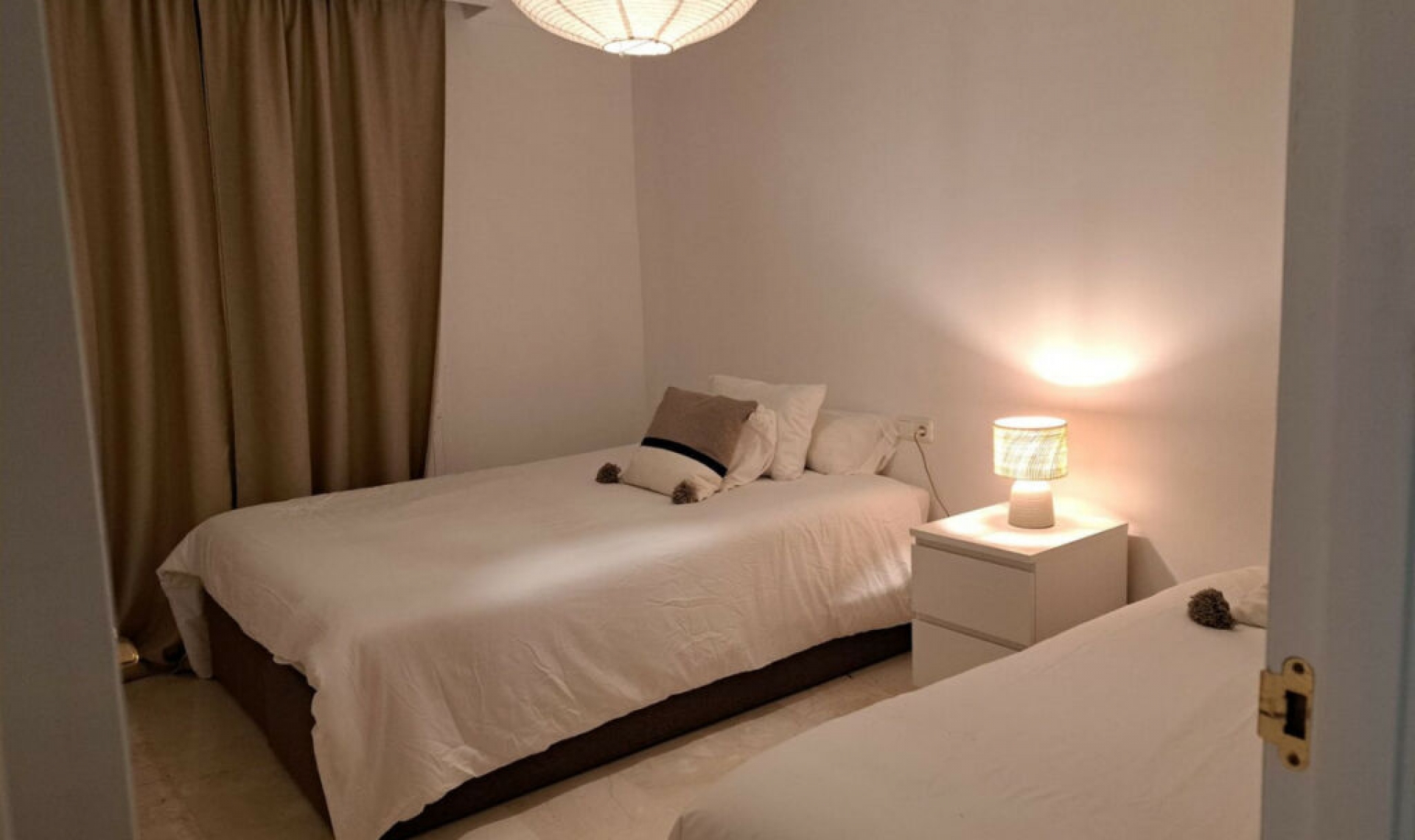 Resale - Apartment -
Benahavís