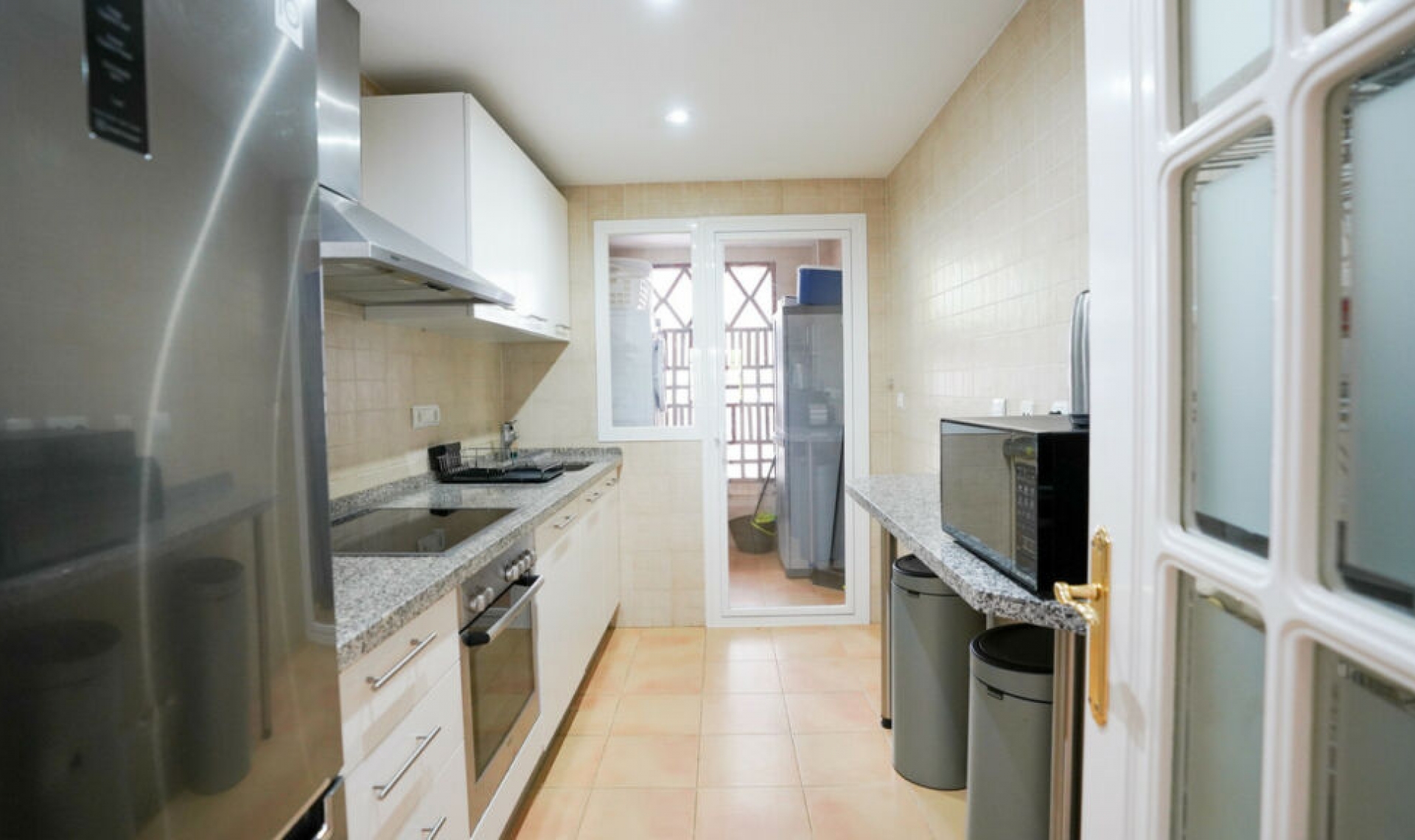 Resale - Apartment -
Benahavís