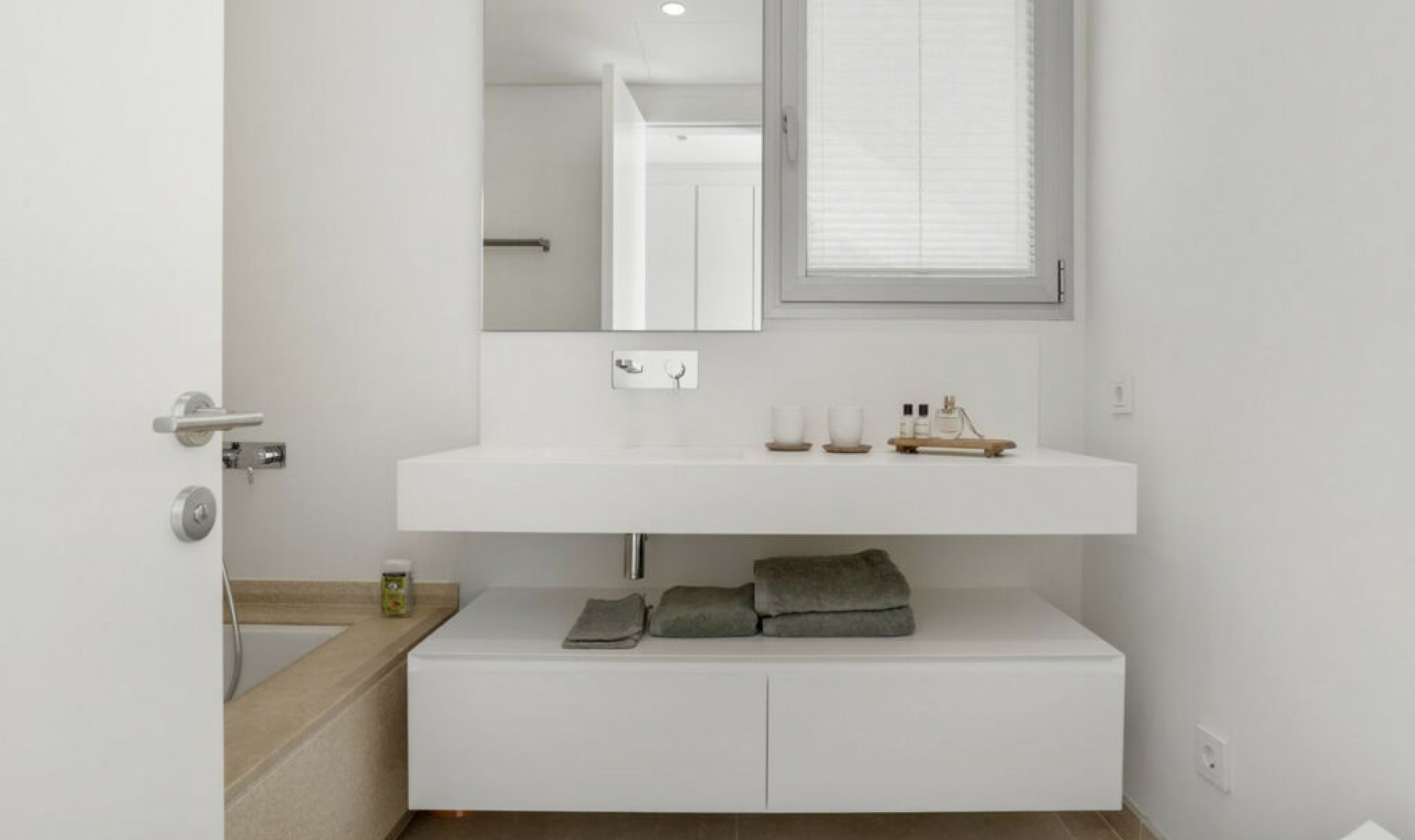 Resale - Apartment -
Benahavís