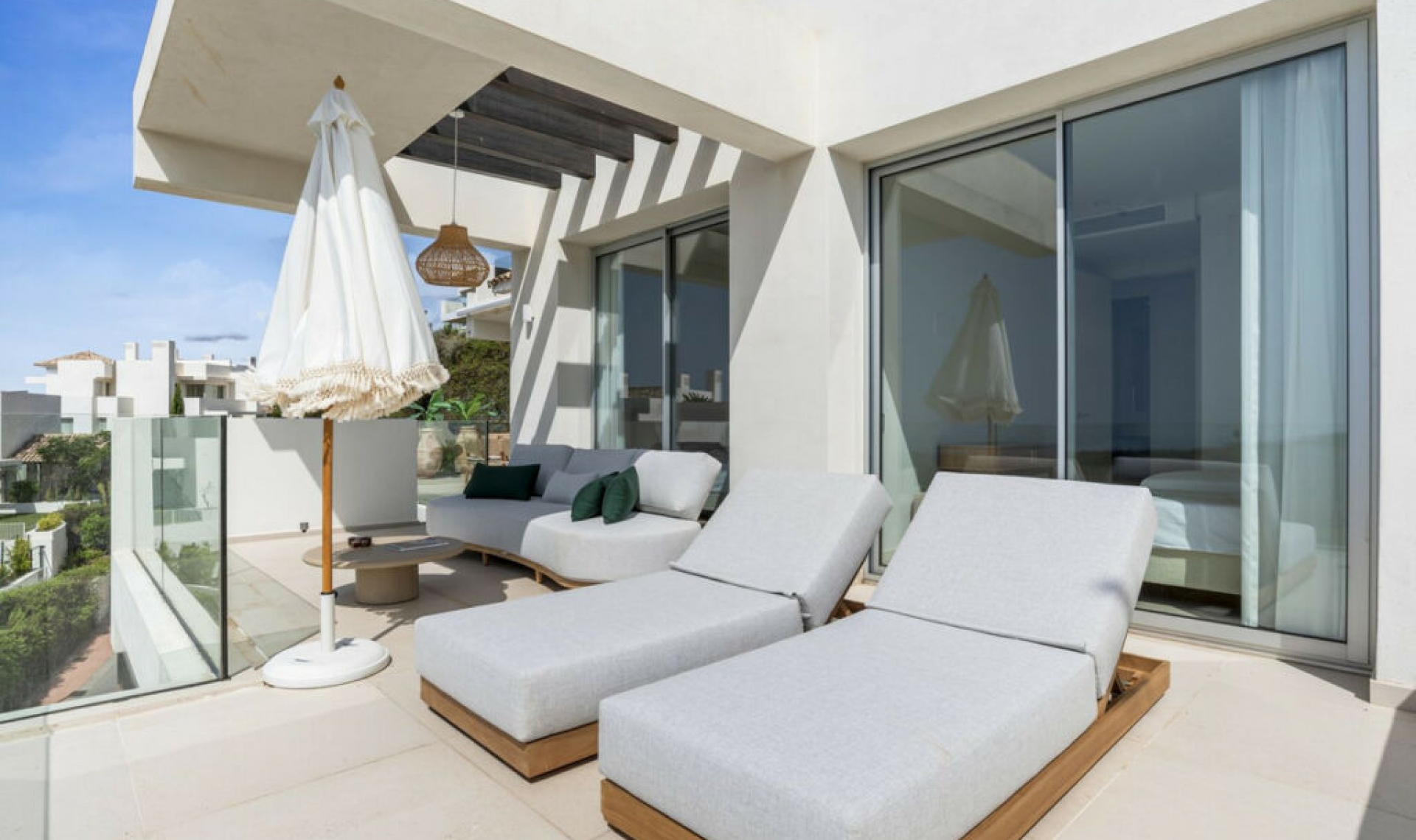 Resale - Apartment -
Benahavís