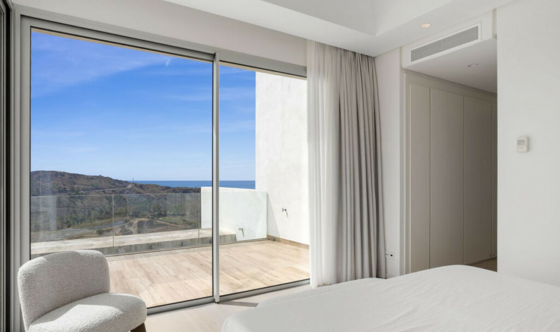 Resale - Apartment -
Benahavís