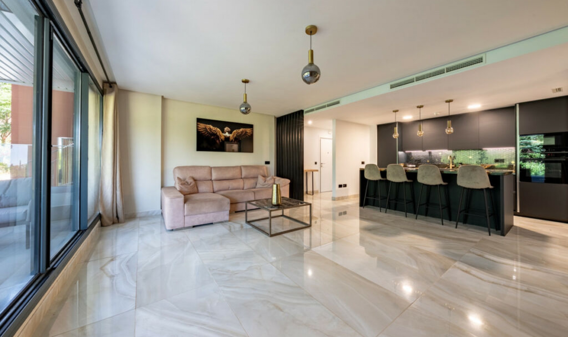 Resale - Apartment -
Benahavís