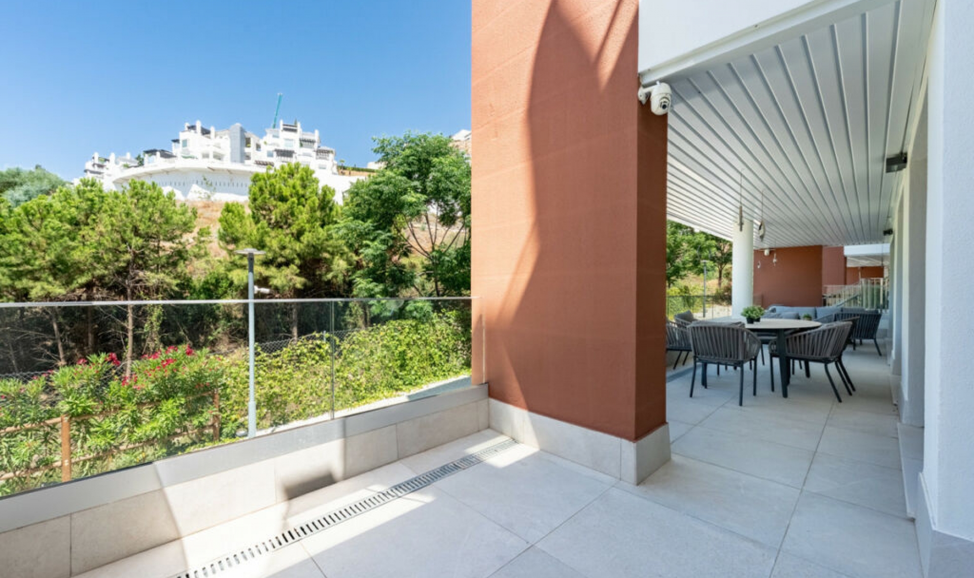 Resale - Apartment -
Benahavís