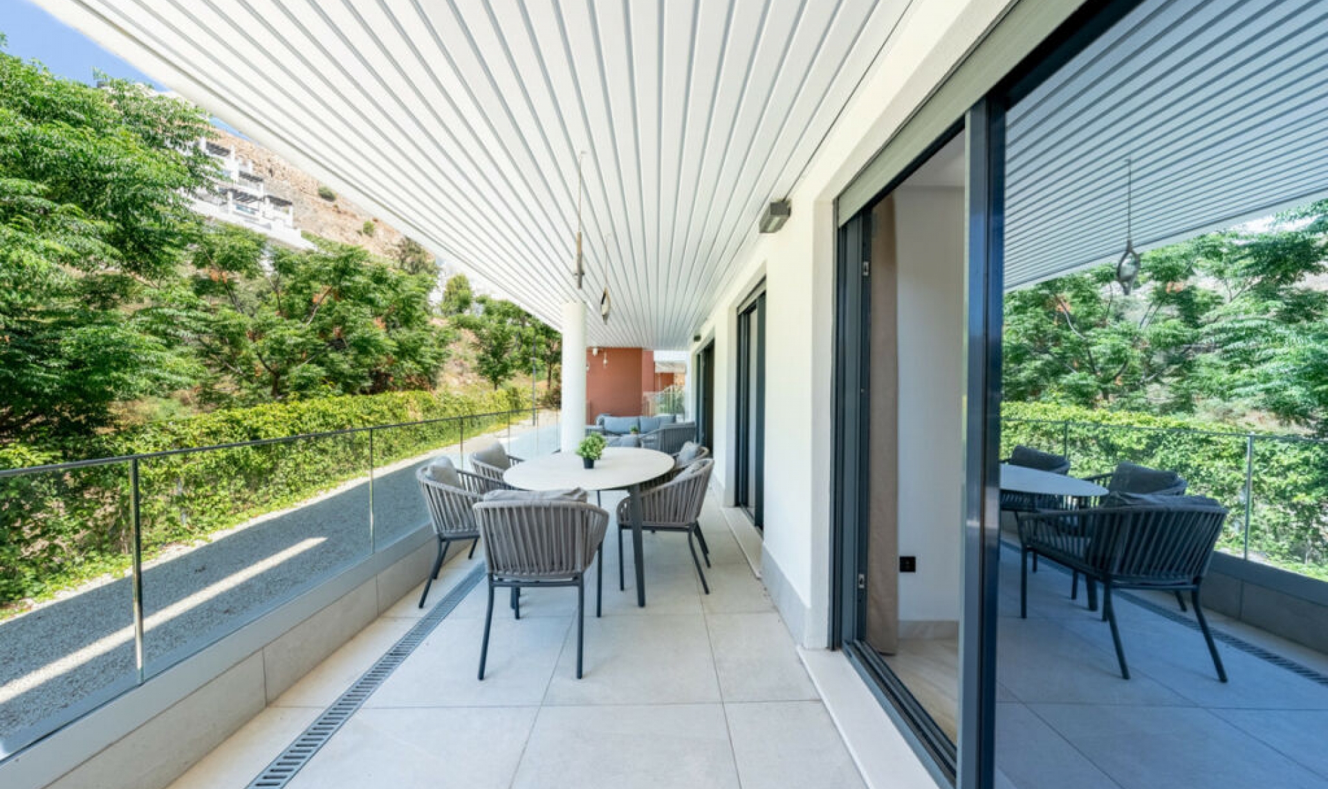 Resale - Apartment -
Benahavís