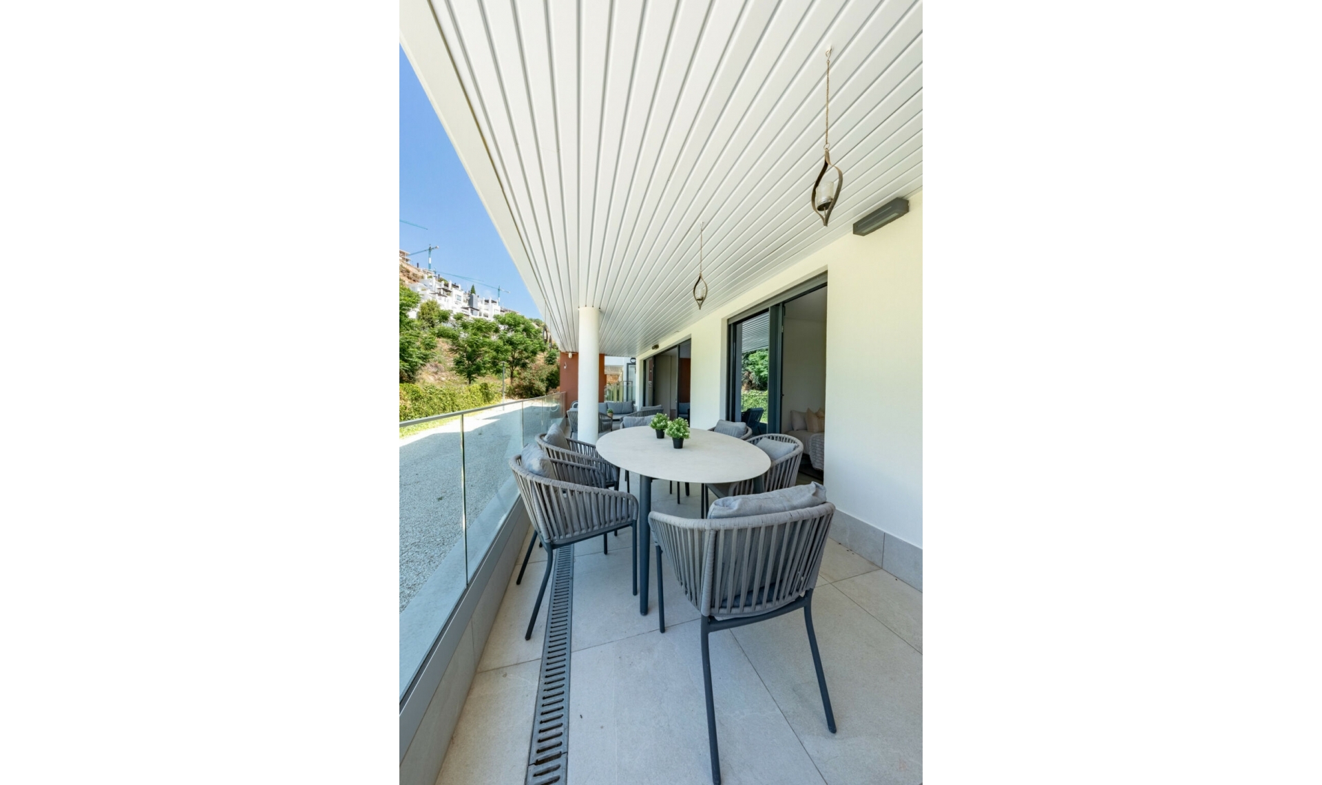 Resale - Apartment -
Benahavís