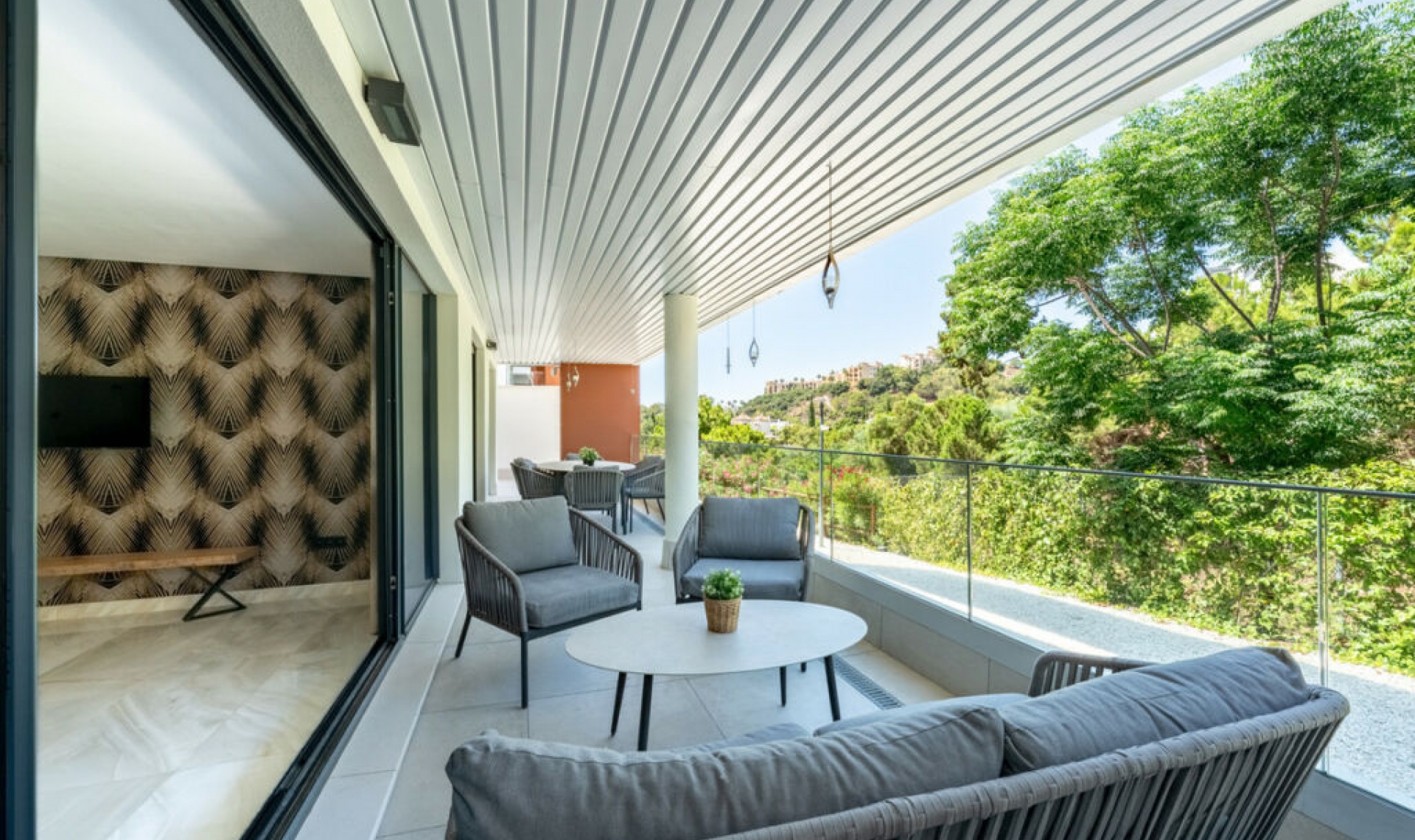 Resale - Apartment -
Benahavís