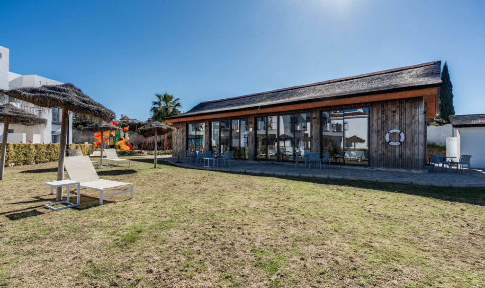 Resale - Apartment -
Benahavís