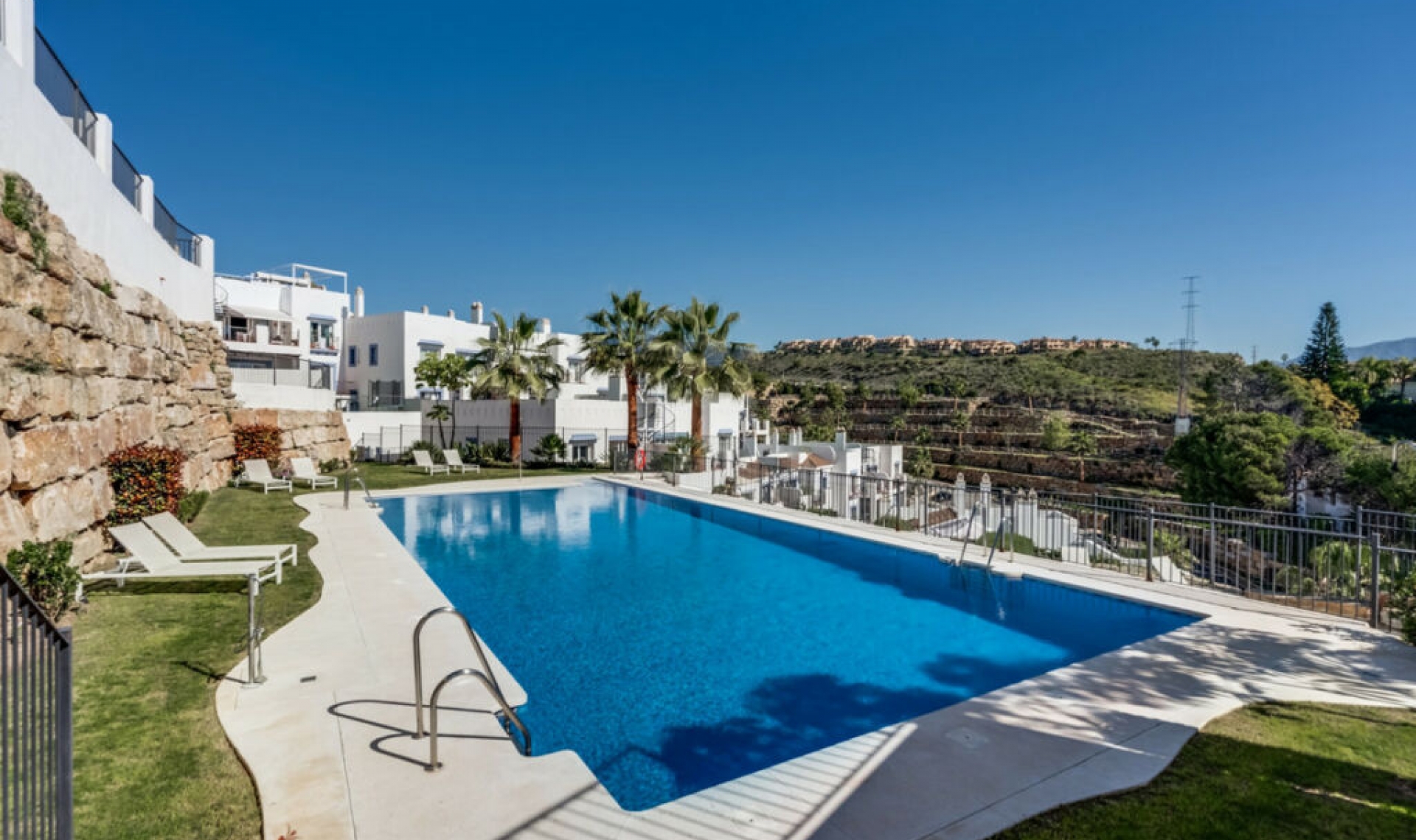 Resale - Apartment -
Benahavís