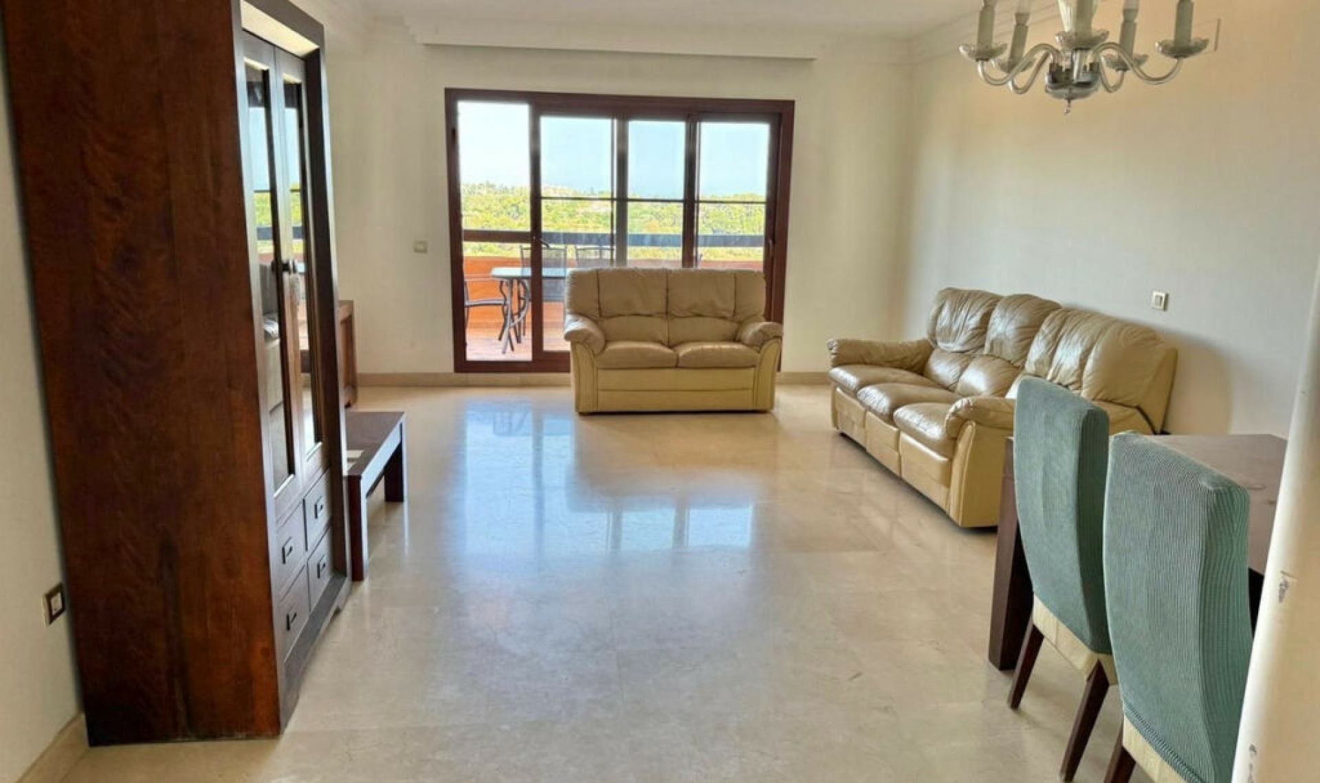 Resale - Apartment -
Benahavís