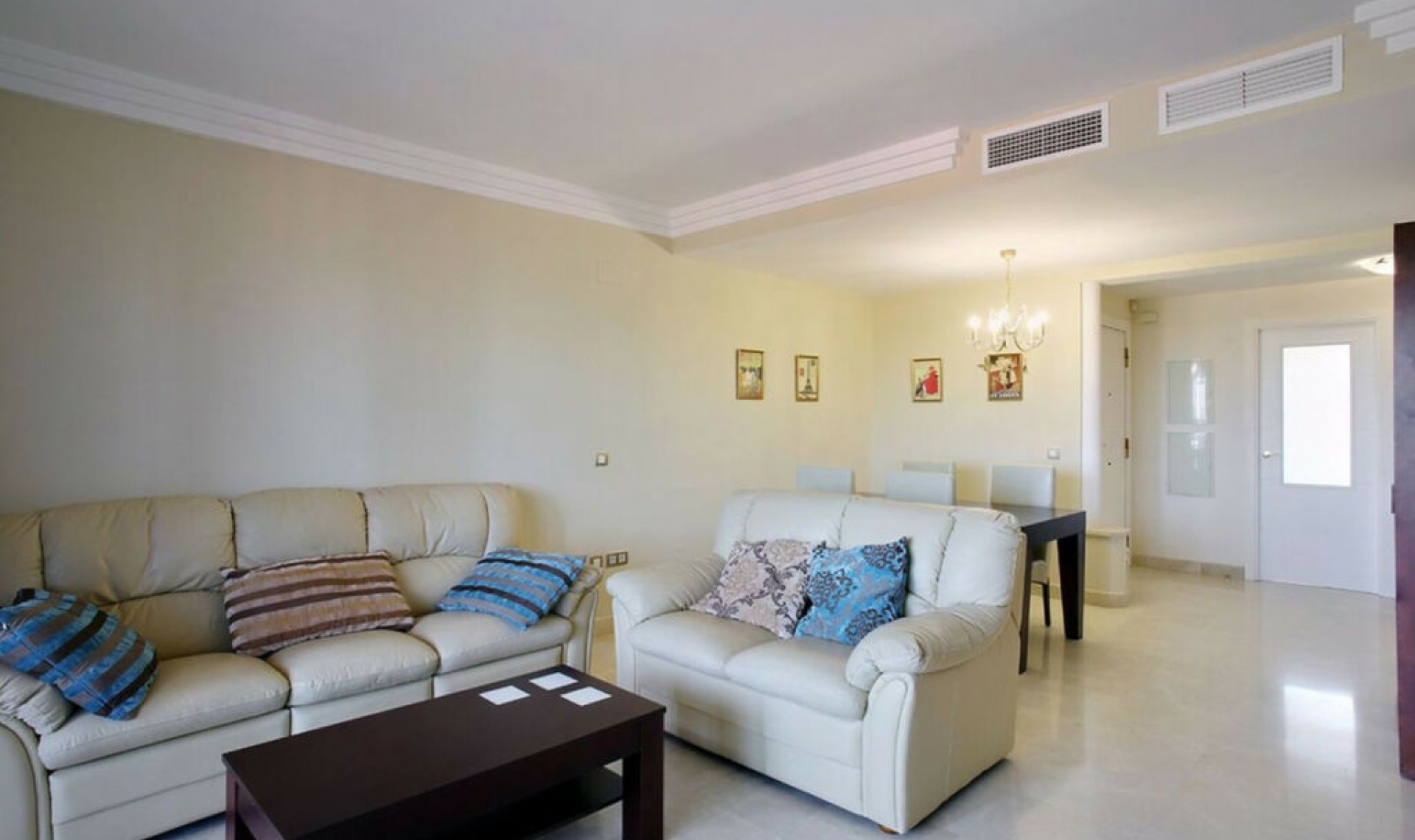 Resale - Apartment -
Benahavís