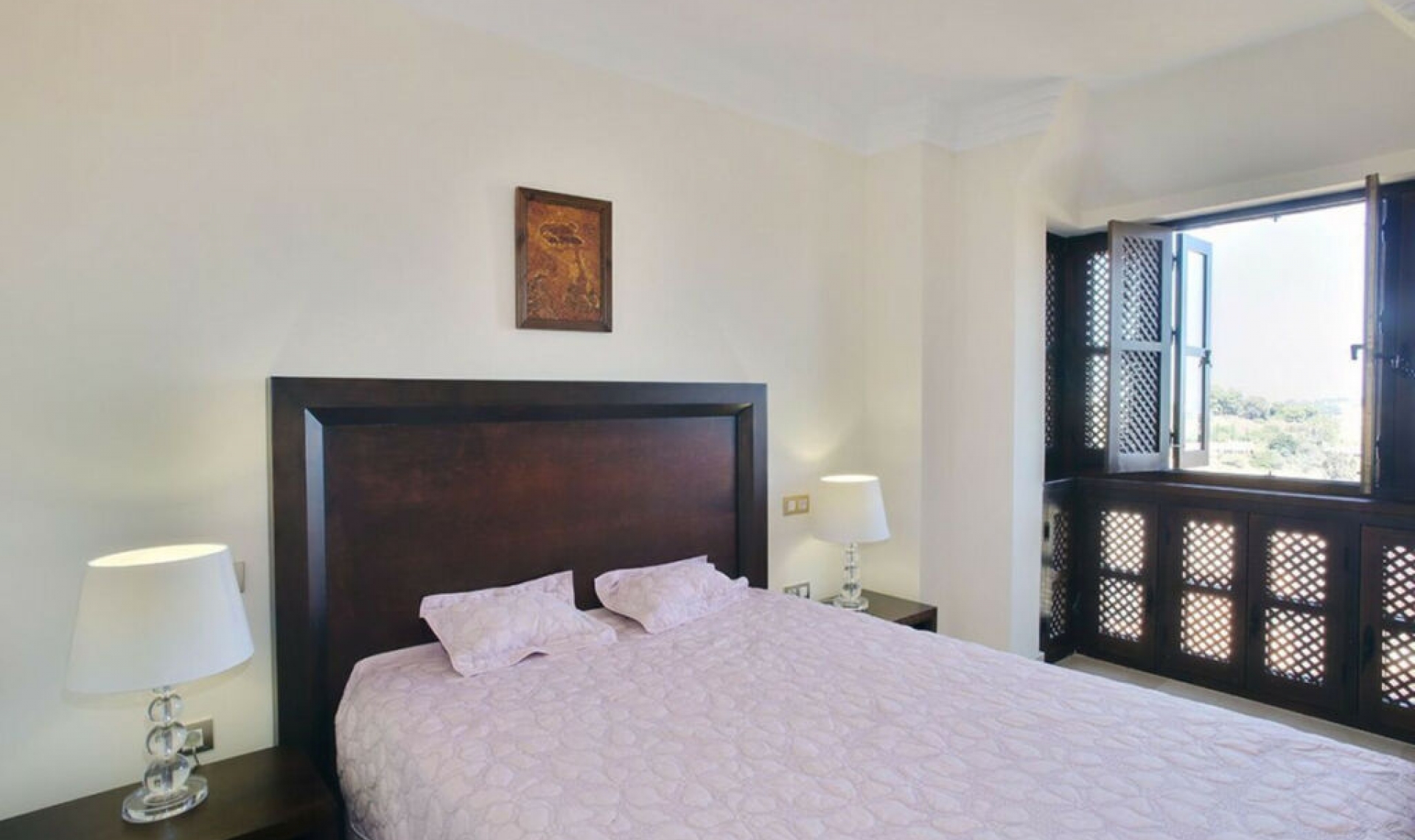 Resale - Apartment -
Benahavís