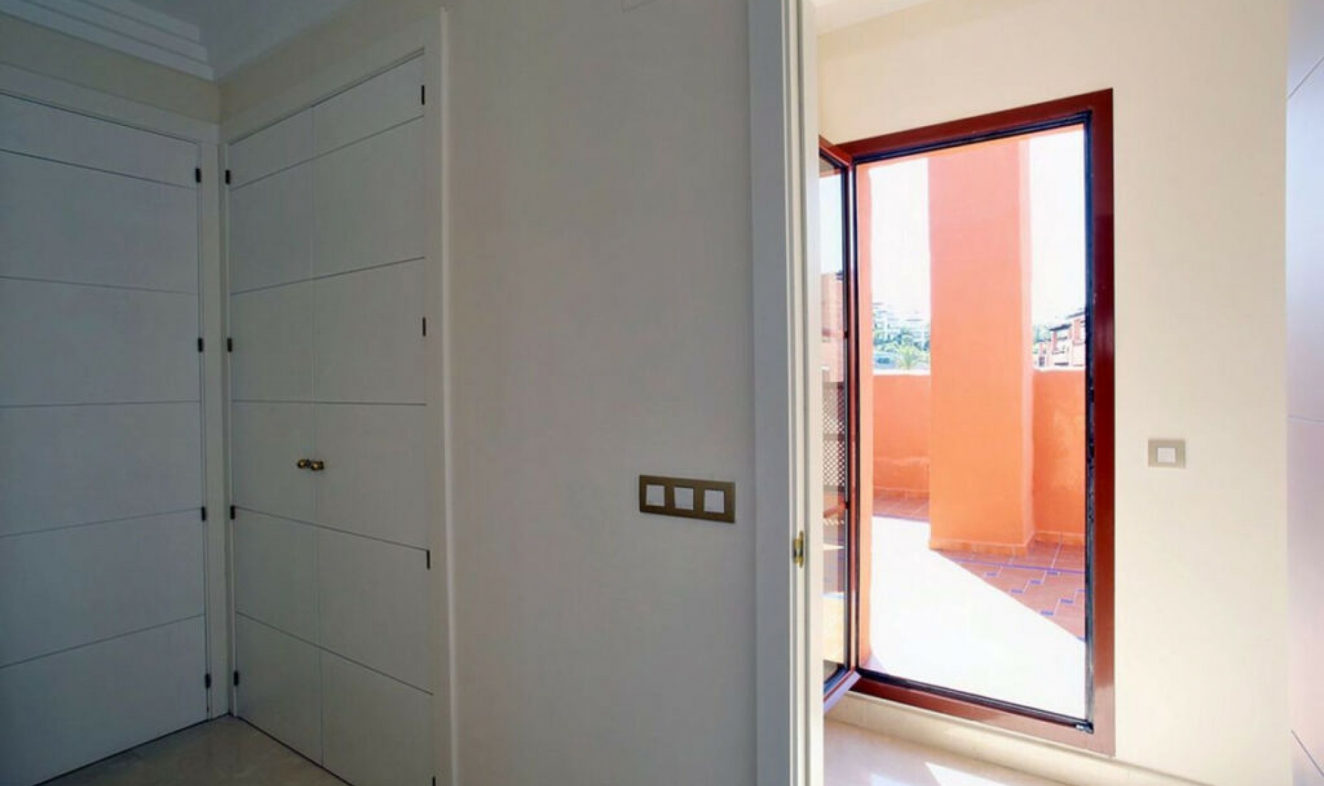 Resale - Apartment -
Benahavís