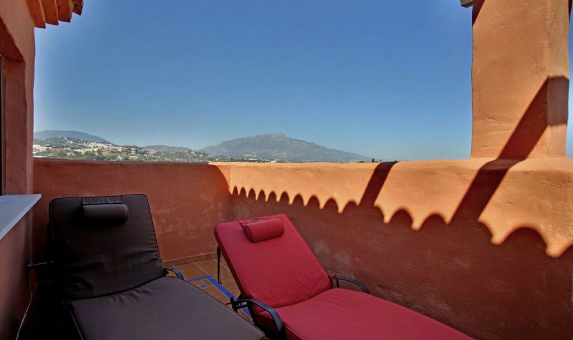Resale - Apartment -
Benahavís