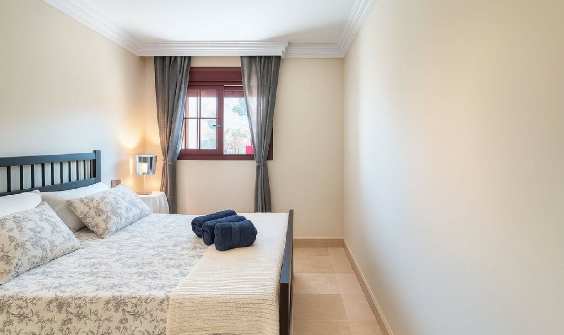 Resale - Apartment -
Benahavís