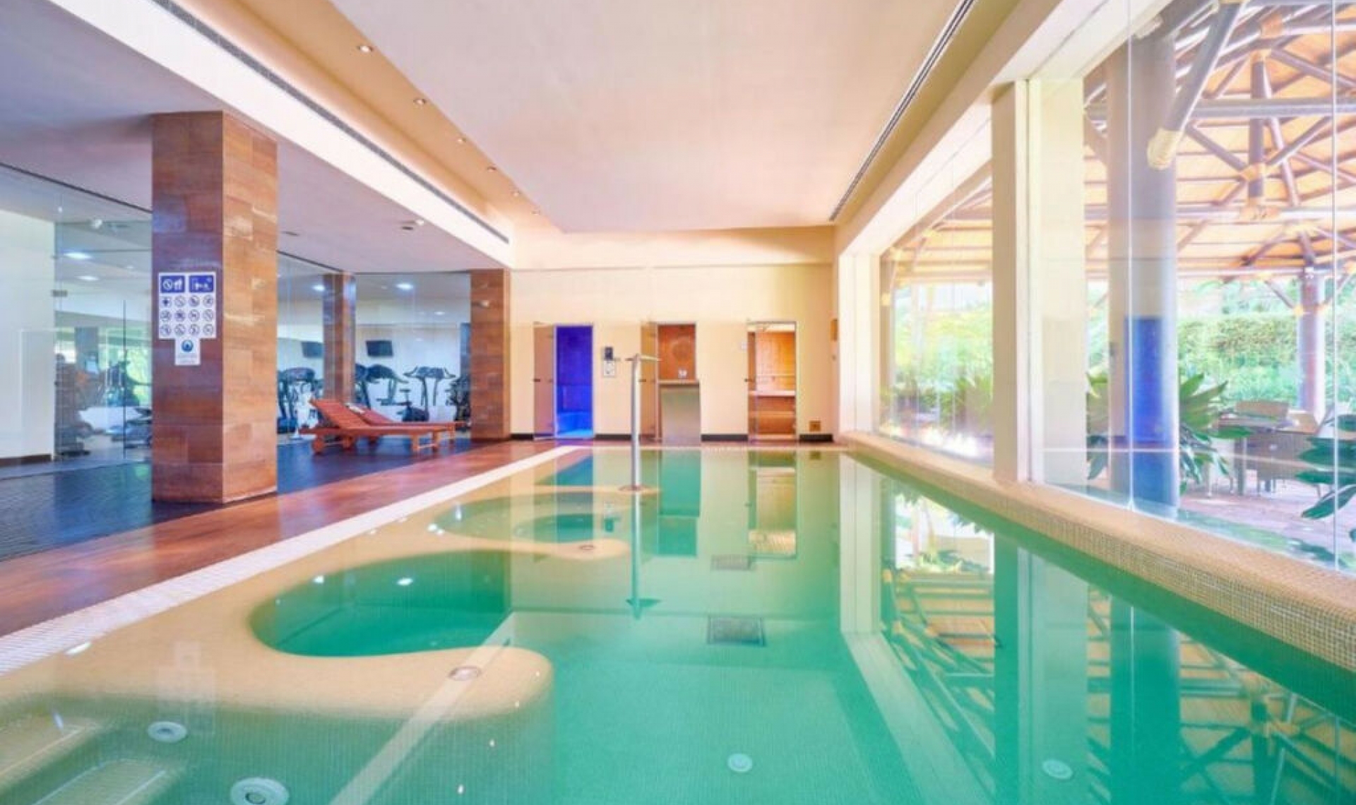 Resale - Apartment -
Benahavís