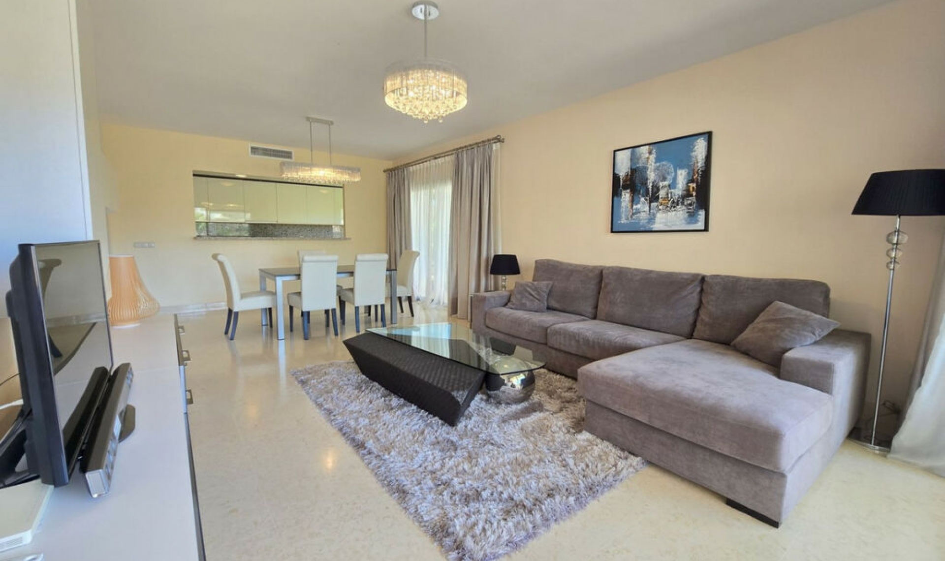 Resale - Apartment -
Benahavís