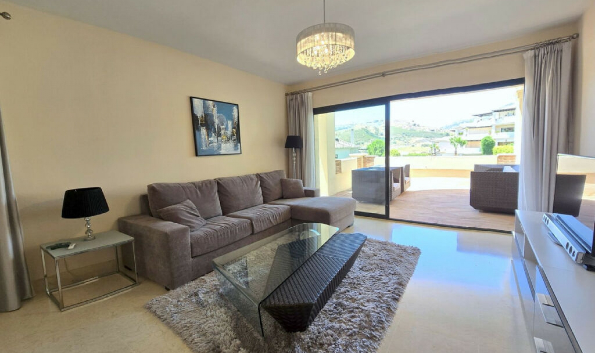 Resale - Apartment -
Benahavís