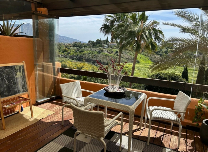 Resale - Apartment -
Benahavís