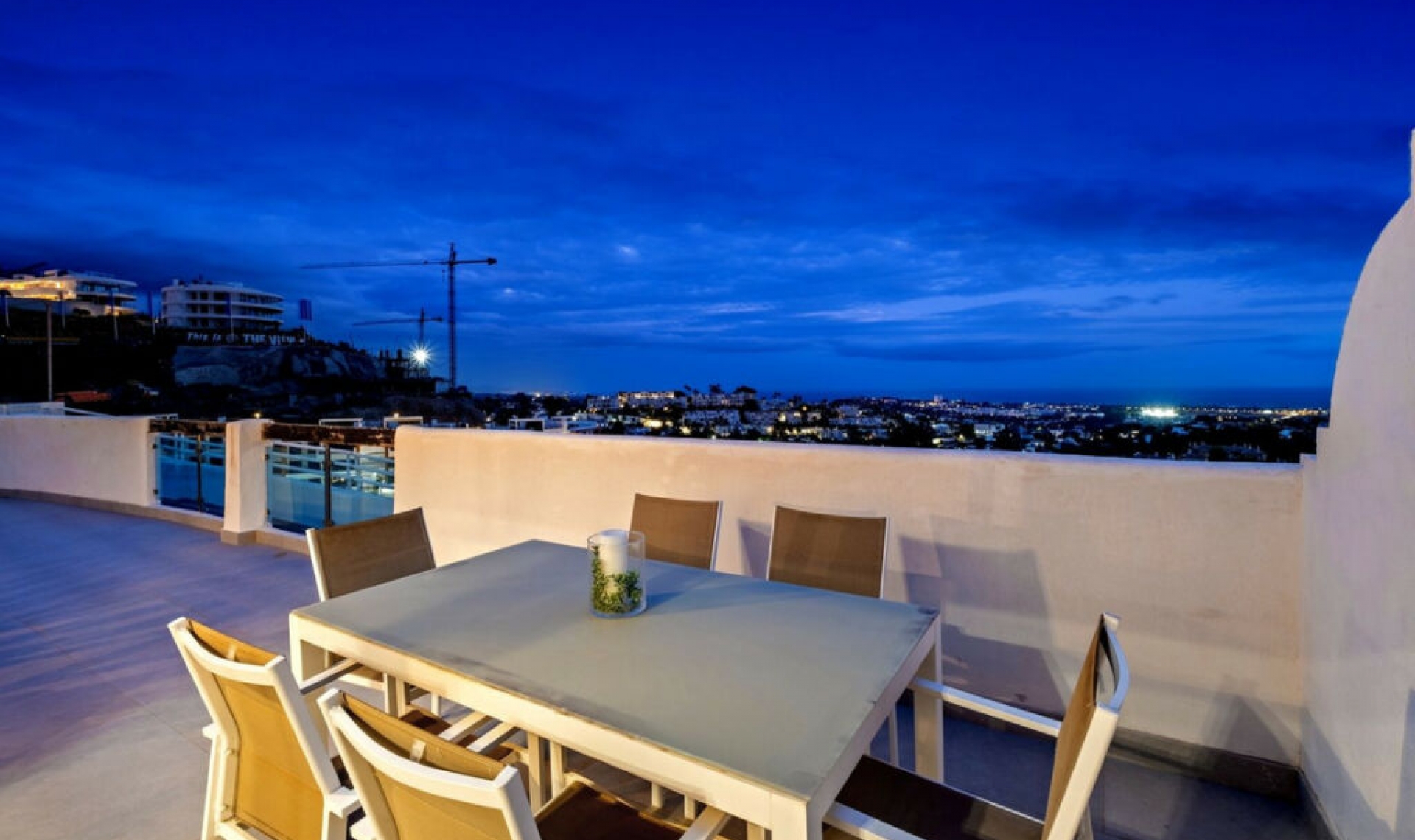 Resale - Apartment -
Benahavís