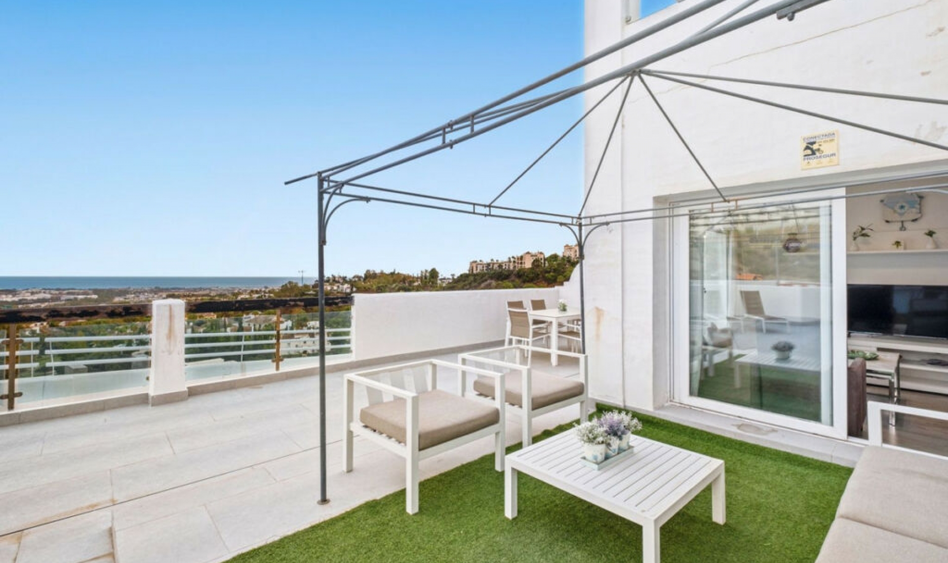 Resale - Apartment -
Benahavís