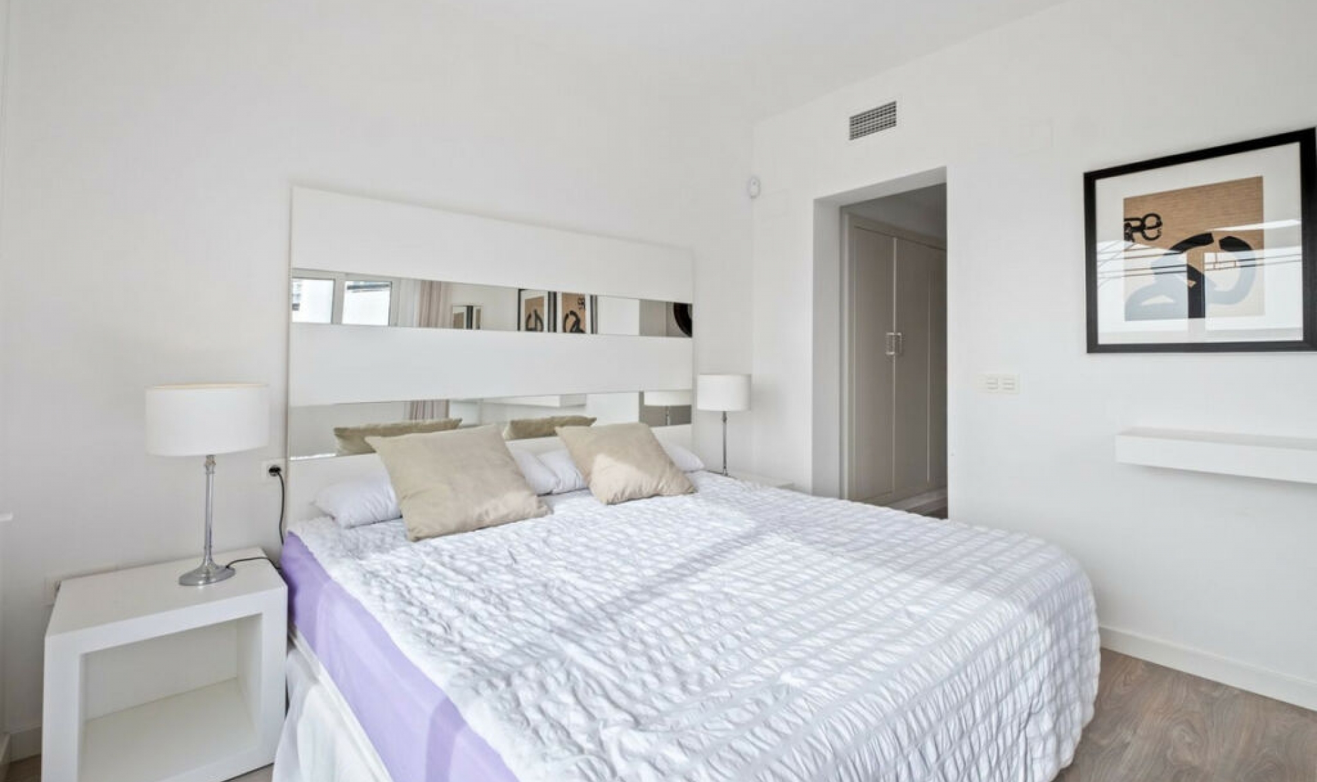 Resale - Apartment -
Benahavís