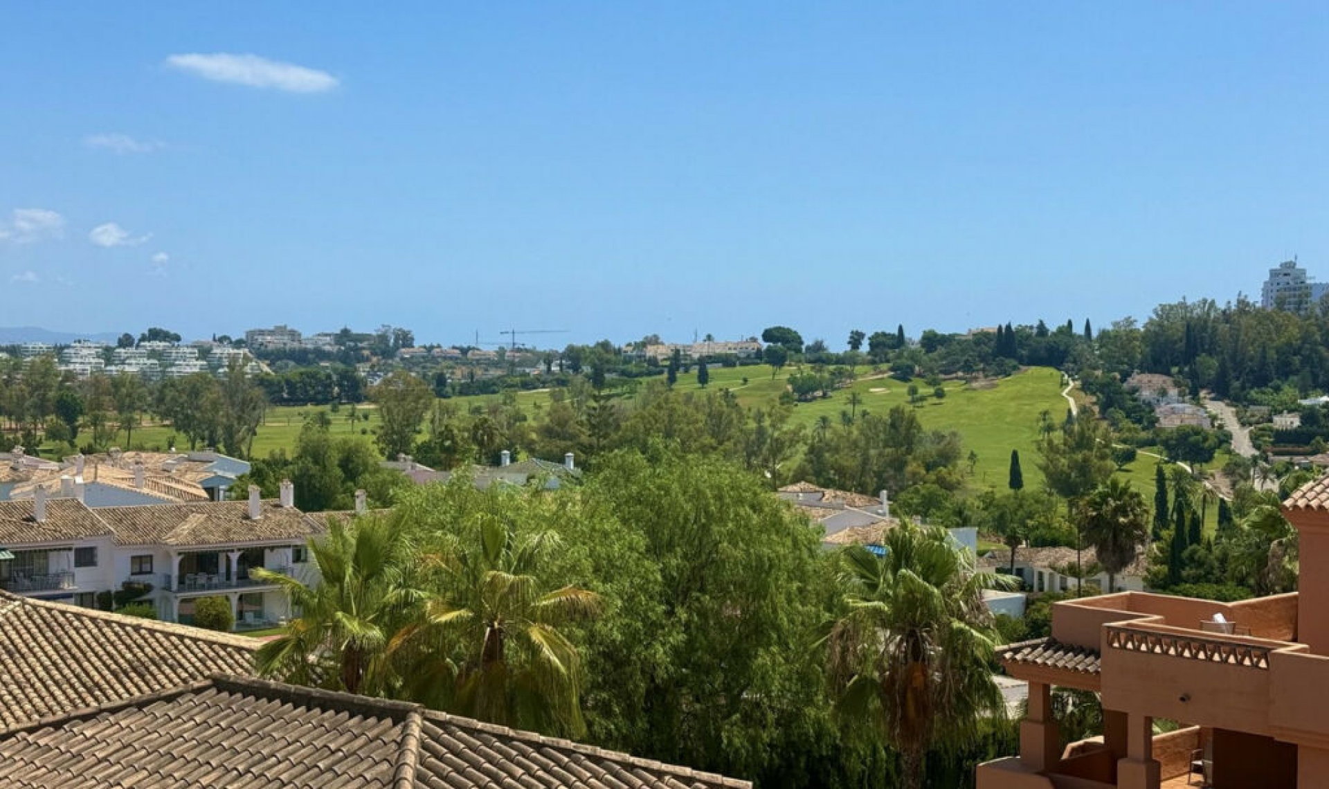 Resale - Apartment -
Benahavís