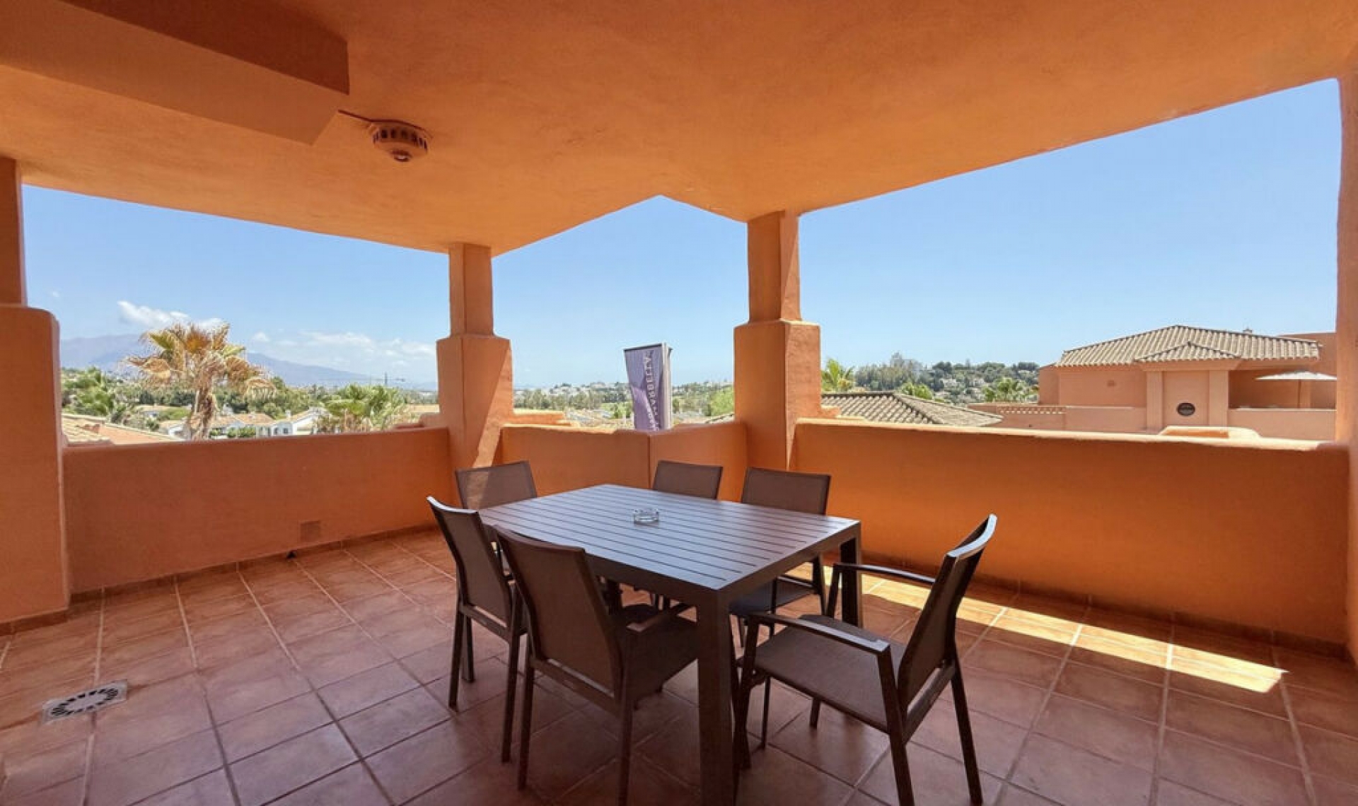 Resale - Apartment -
Benahavís