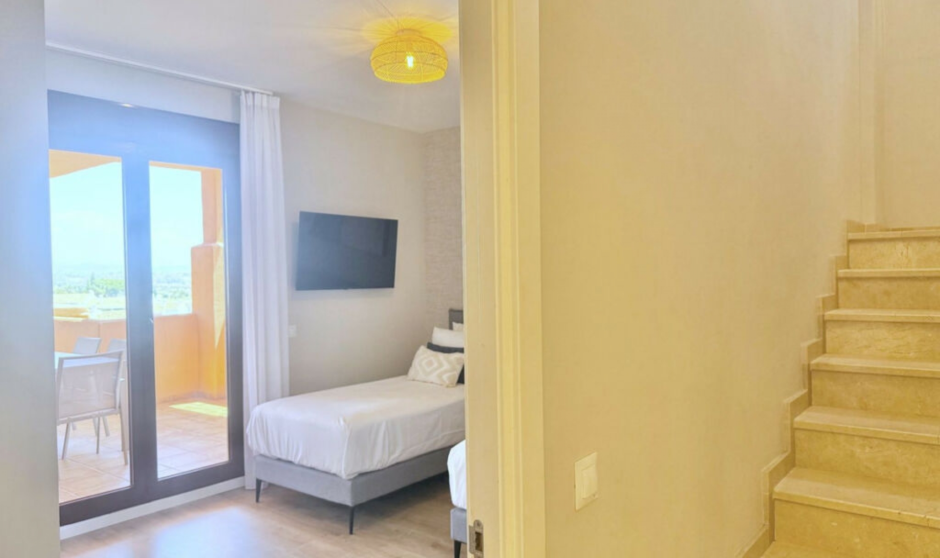 Resale - Apartment -
Benahavís