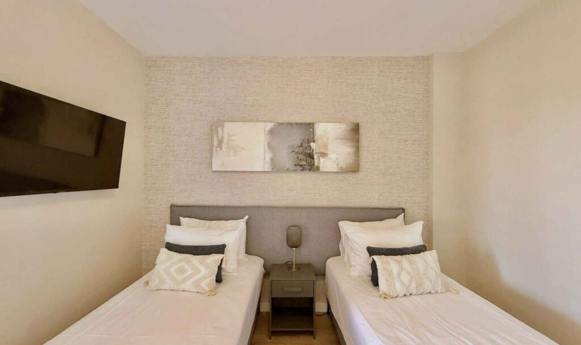 Resale - Apartment -
Benahavís