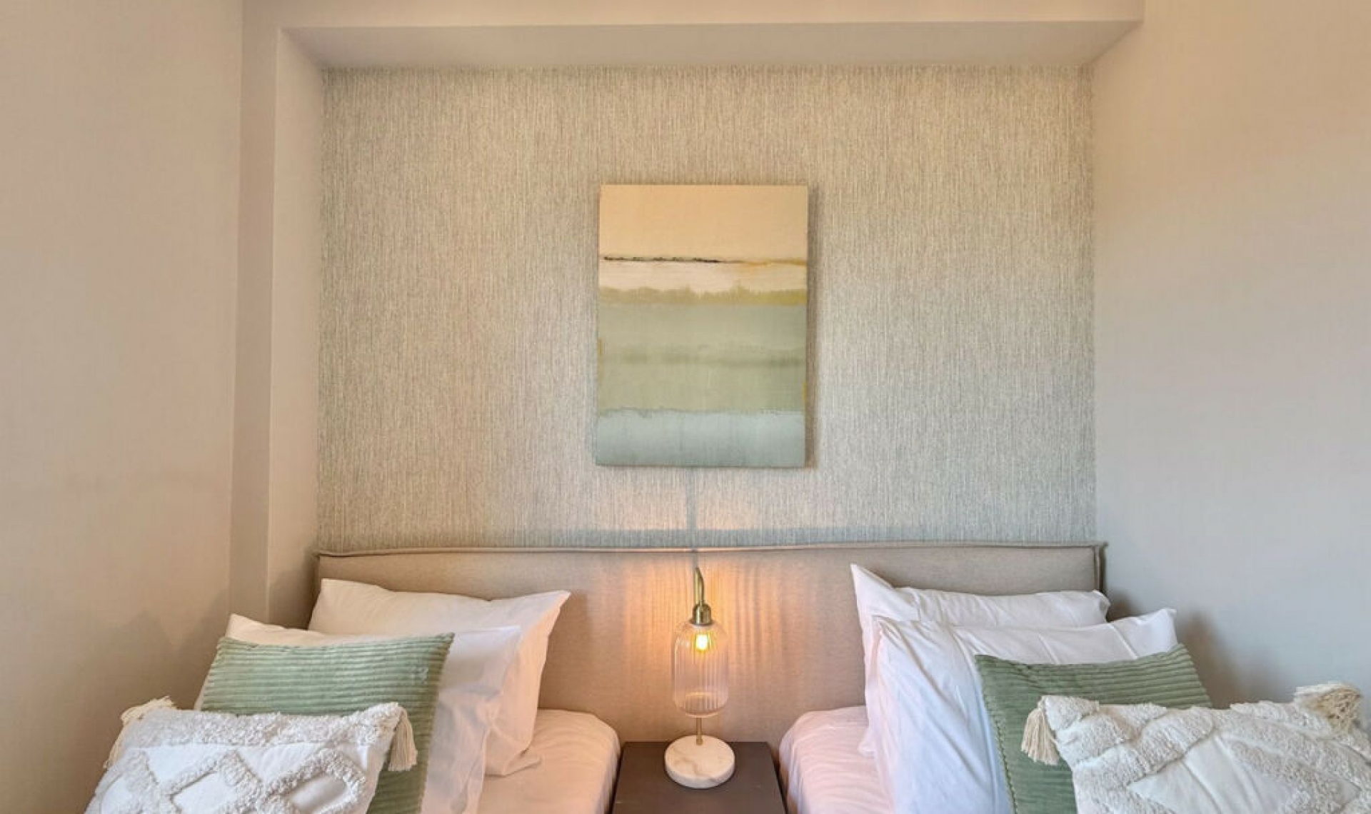 Resale - Apartment -
Benahavís