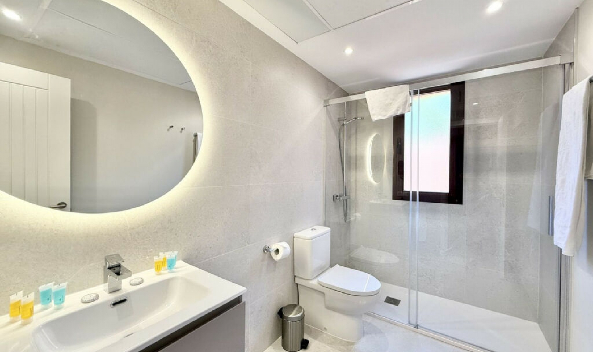 Resale - Apartment -
Benahavís