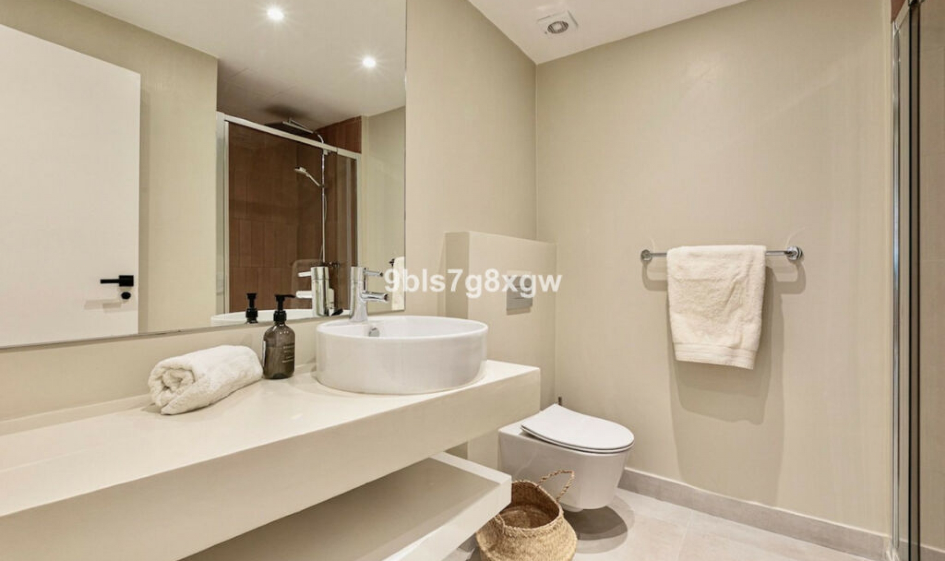 Resale - Apartment -
Benahavís