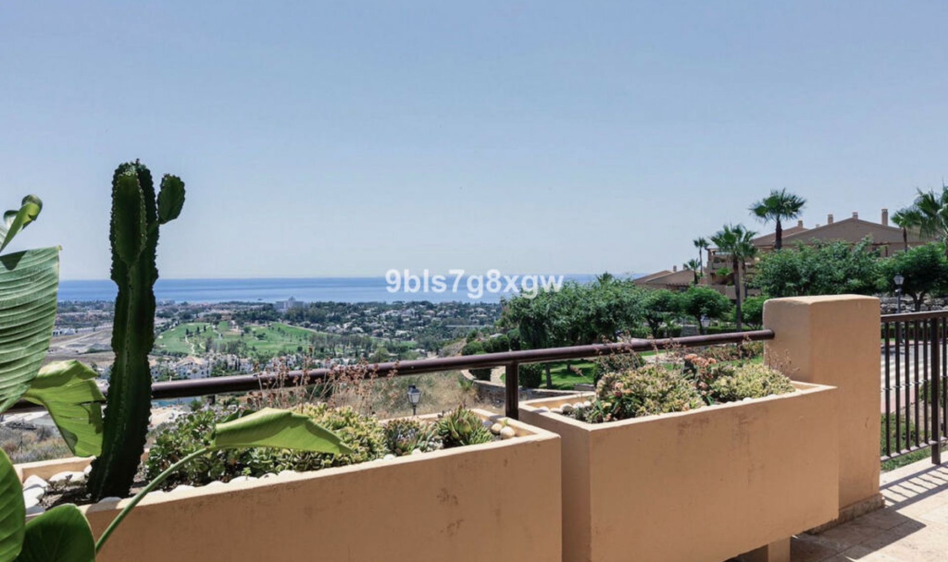 Resale - Apartment -
Benahavís