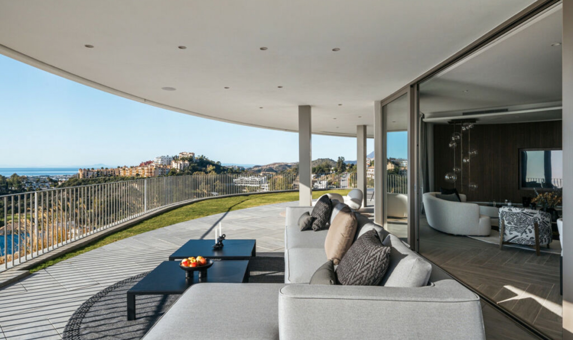 Resale - Apartment -
Benahavís