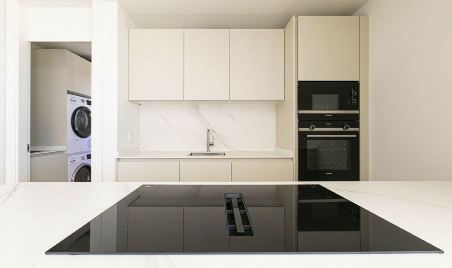 Resale - Apartment -
Benahavís