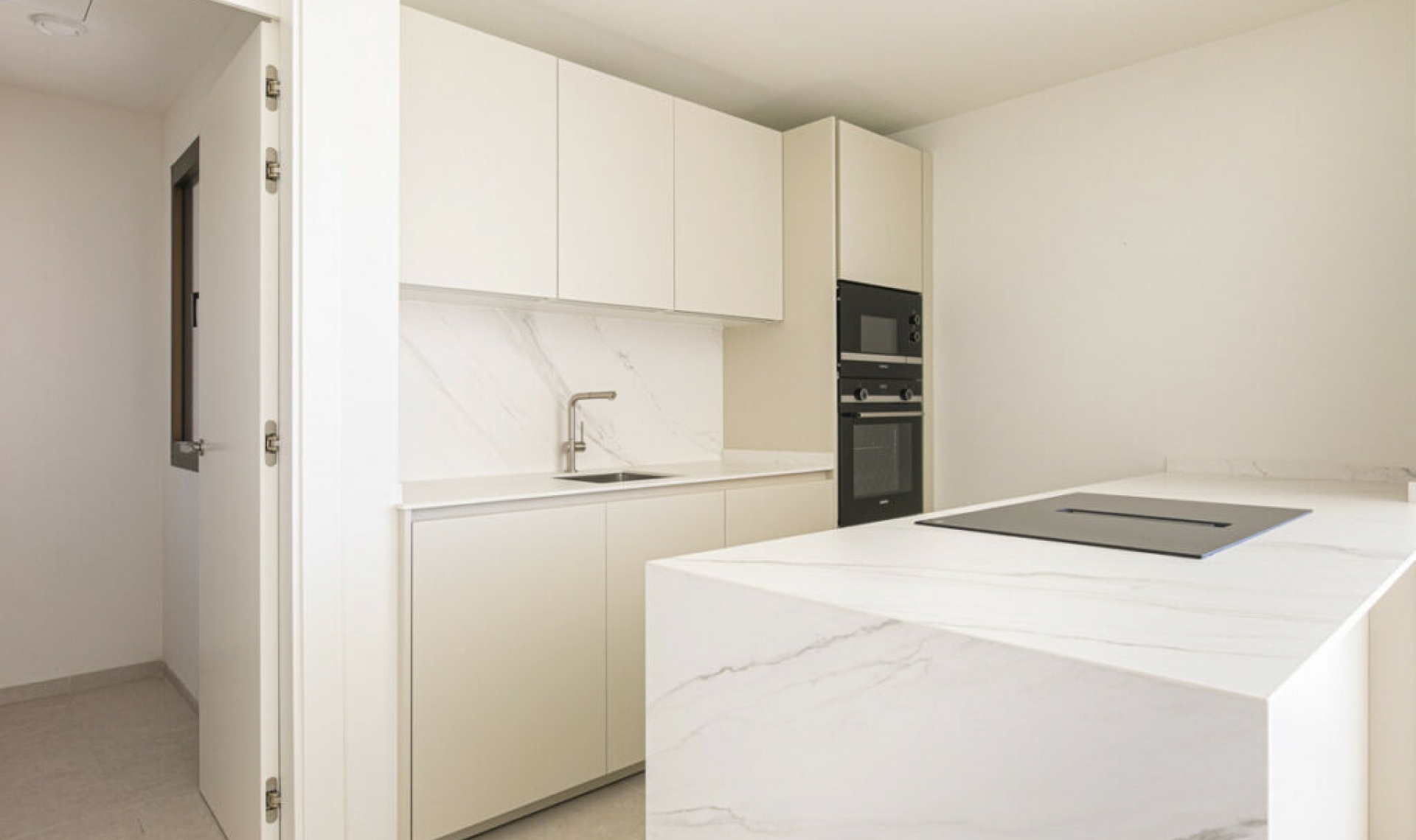 Resale - Apartment -
Benahavís