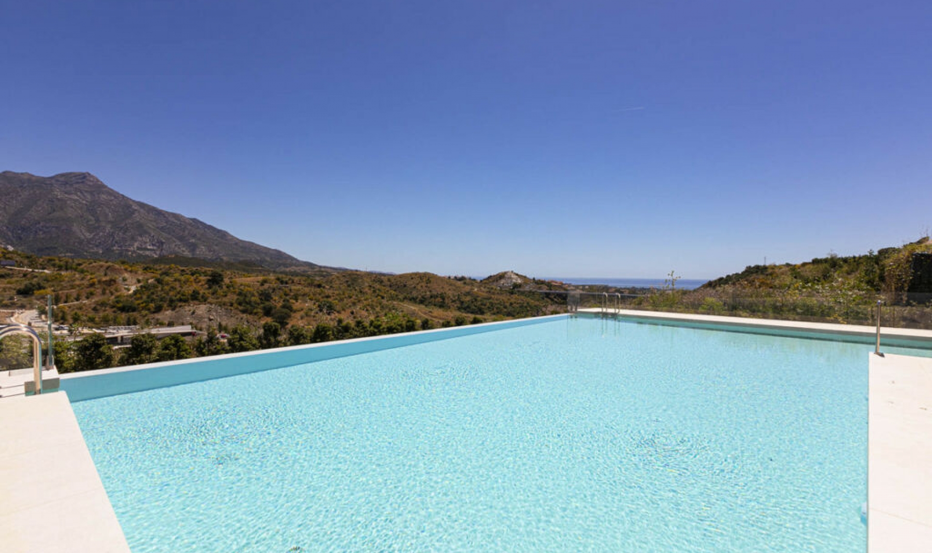 Resale - Apartment -
Benahavís